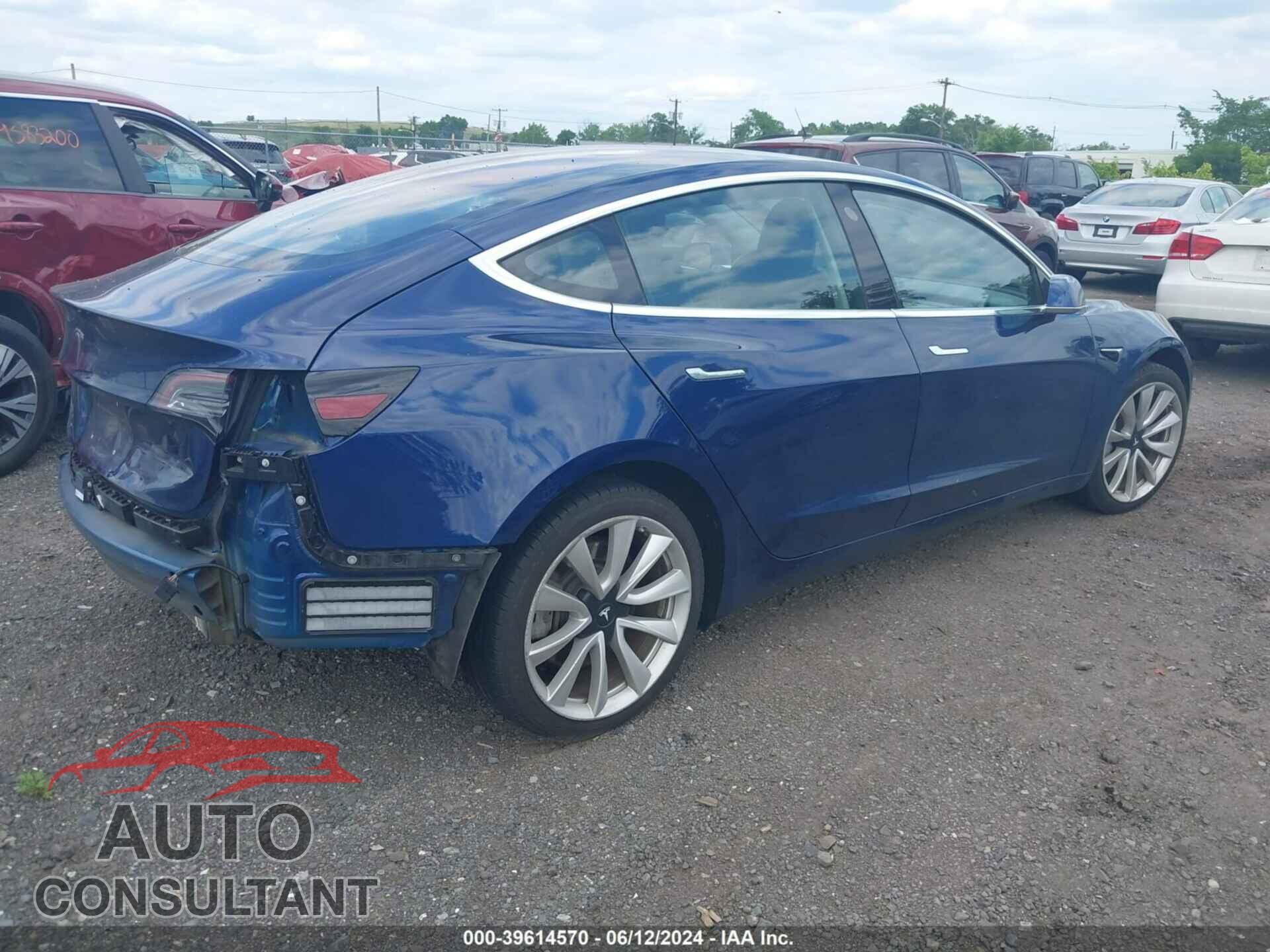 TESLA MODEL 3 2018 - 5YJ3E1EA9JF059864