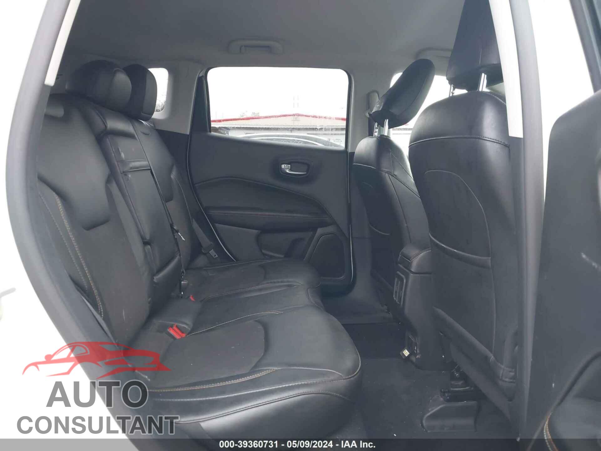 JEEP COMPASS 2018 - 3C4NJDBB0JT270455
