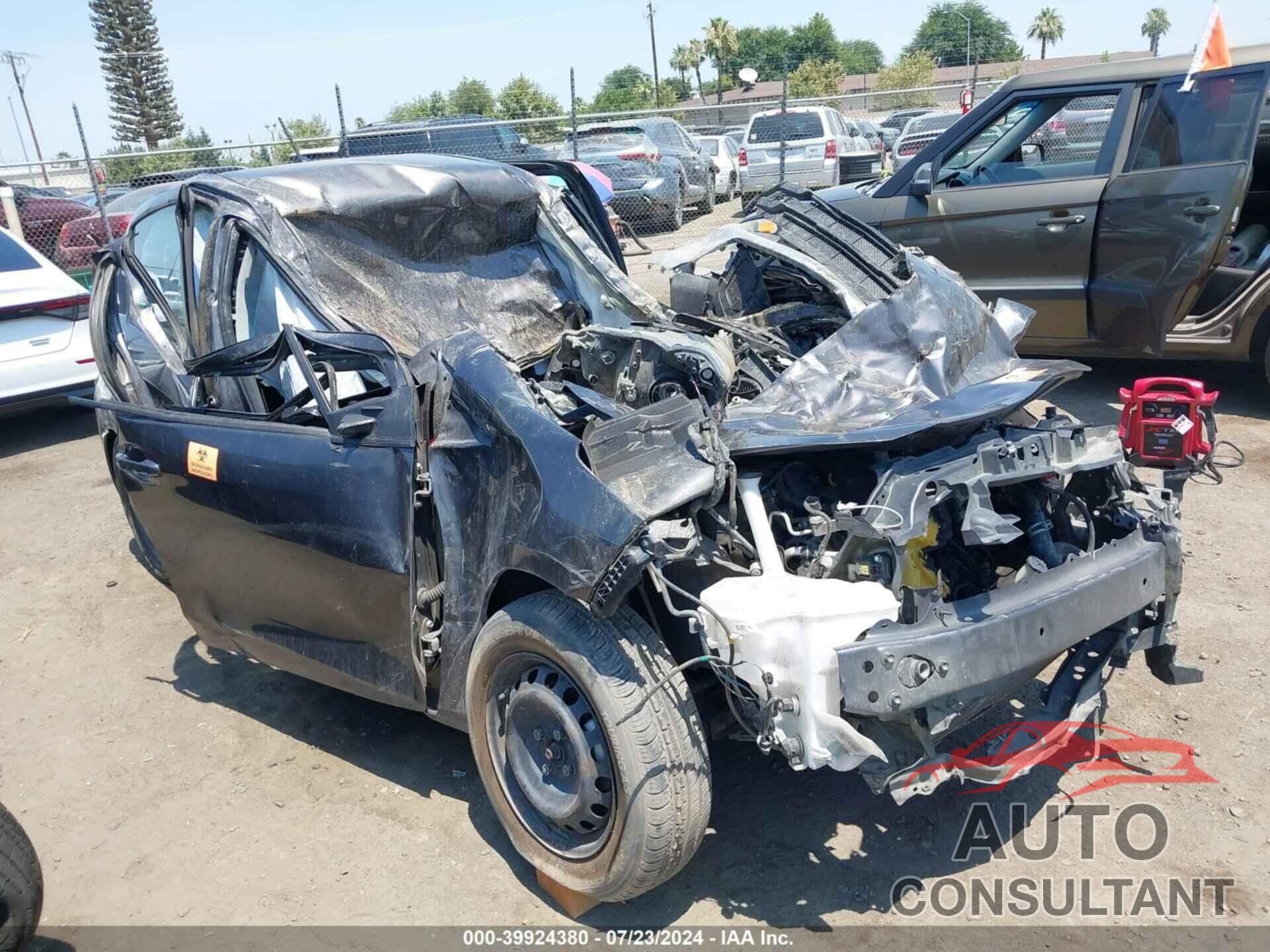 TOYOTA YARIS 2017 - VNKKTUD34HA077754