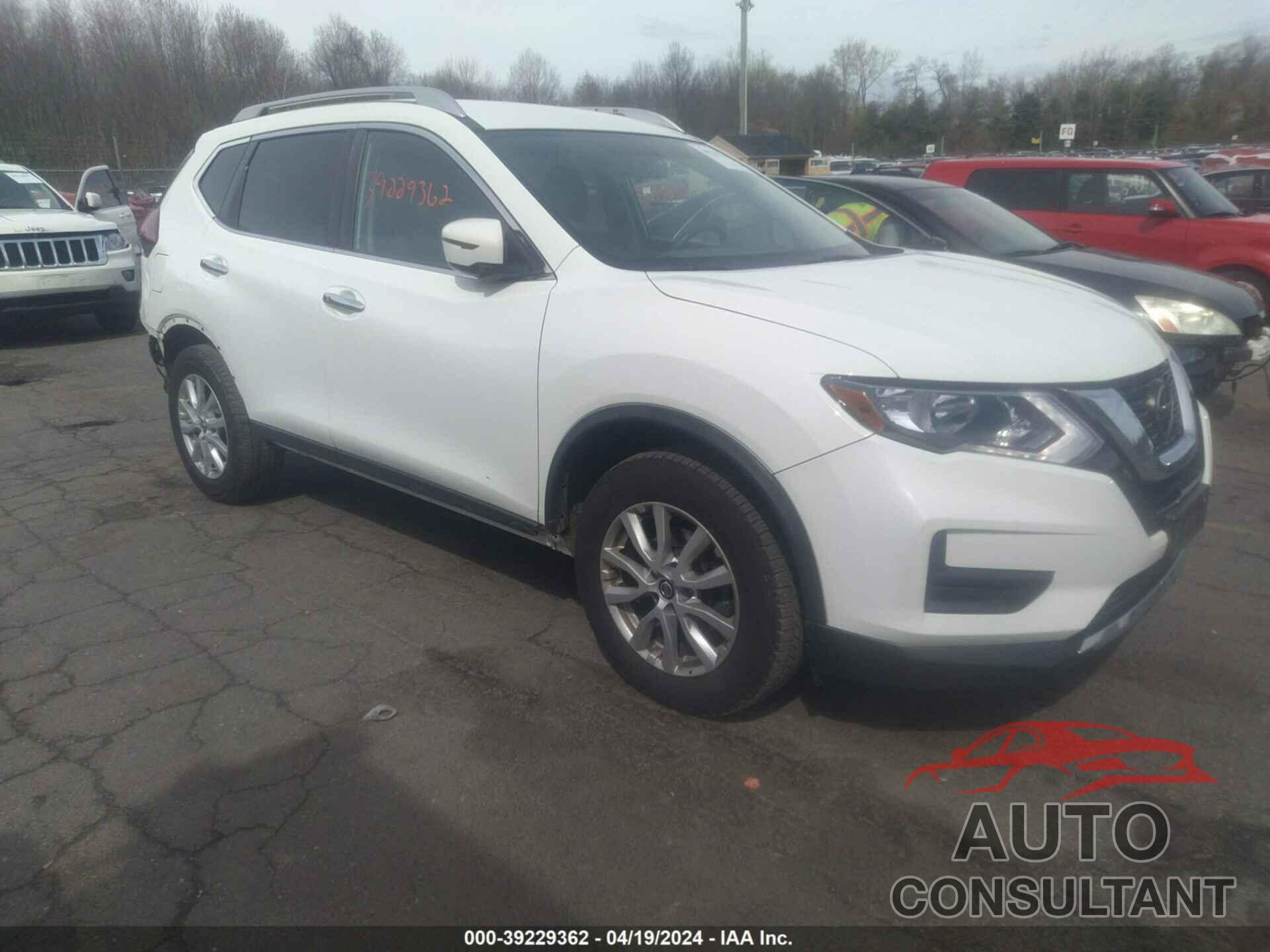 NISSAN ROGUE 2018 - KNMAT2MV3JP565235