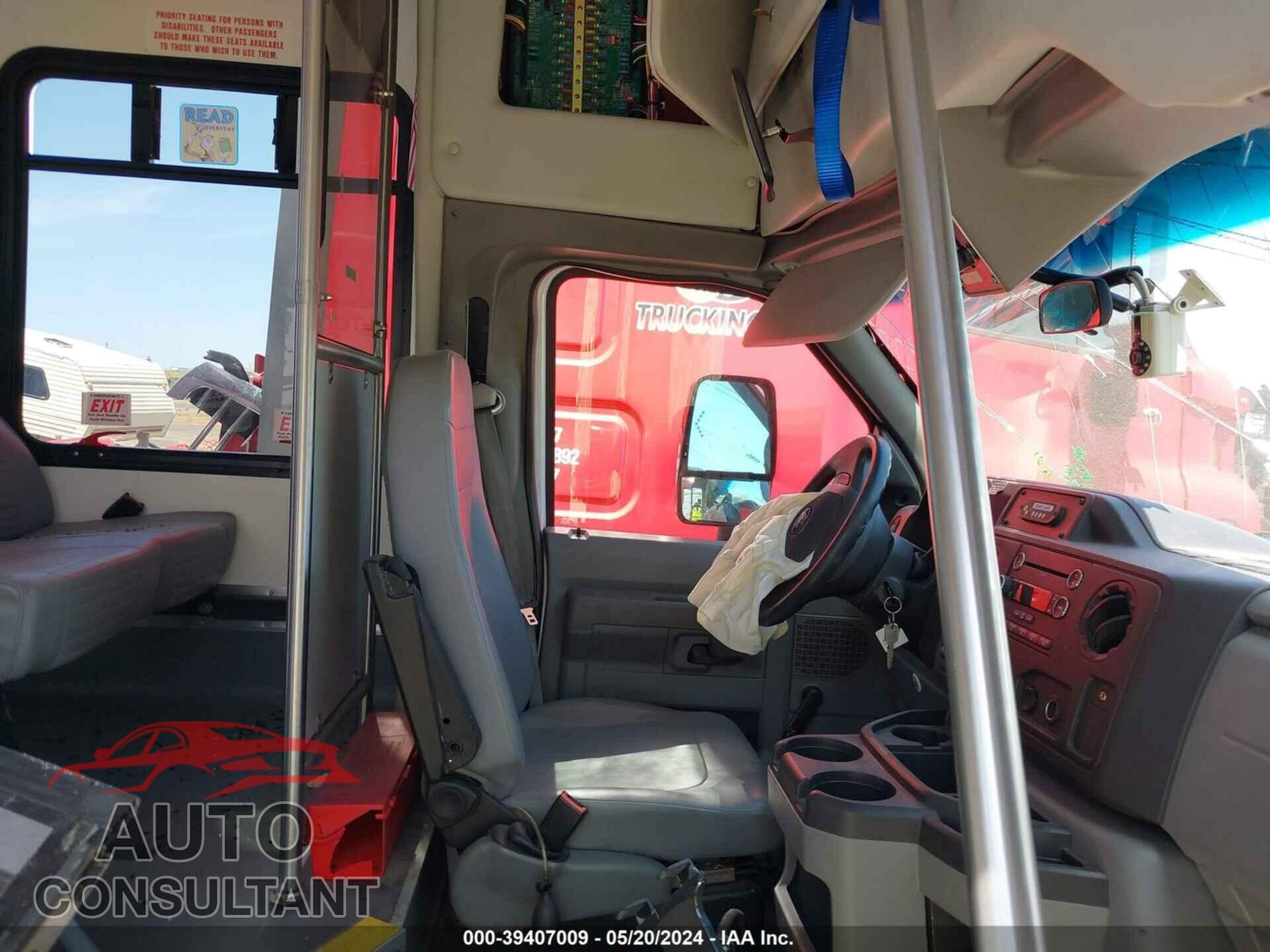 FORD E-450 CUTAWAY 2017 - 1FDFE4FS6HDC78025