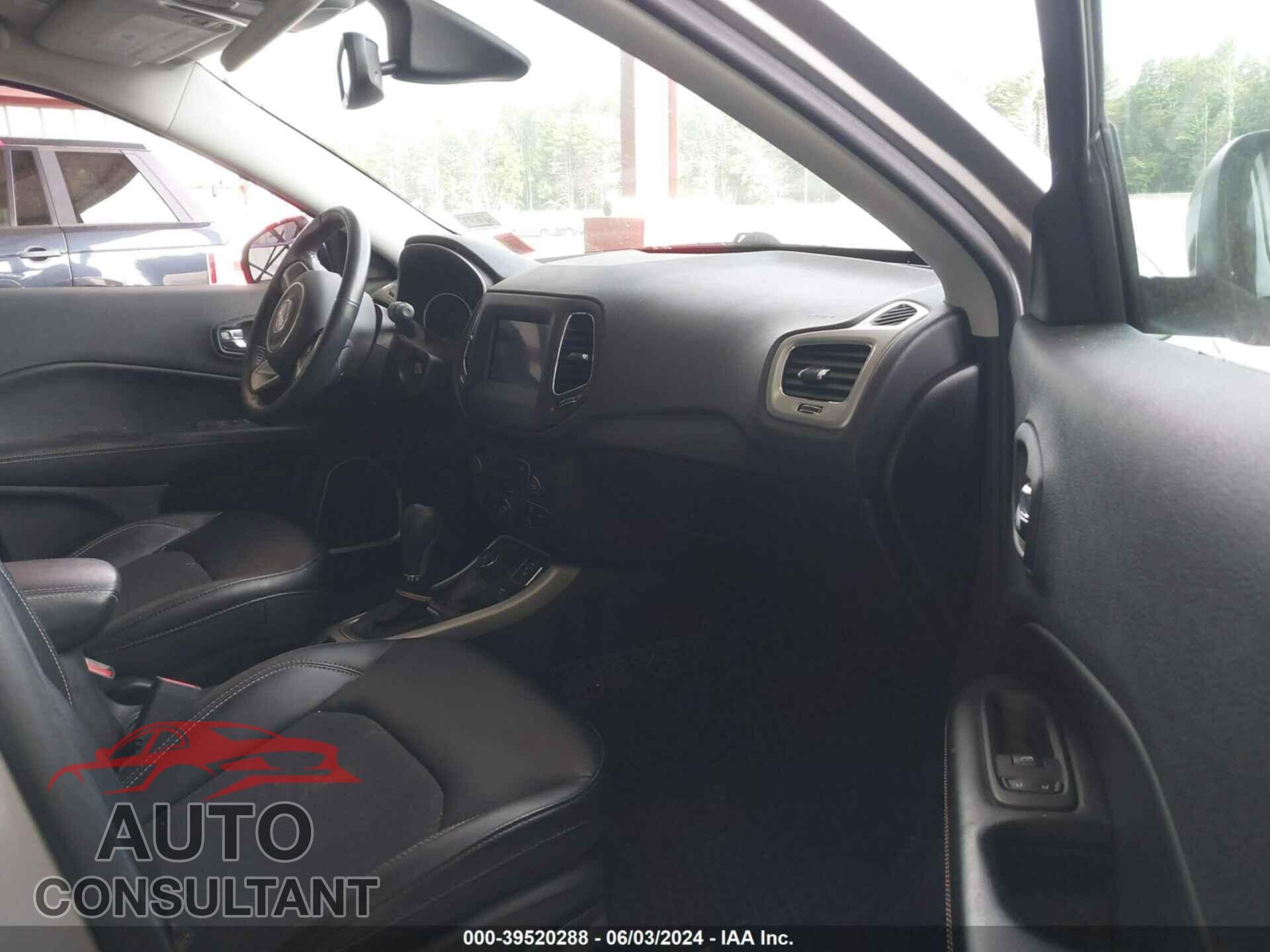 JEEP COMPASS 2019 - 3C4NJDBB7KT847354