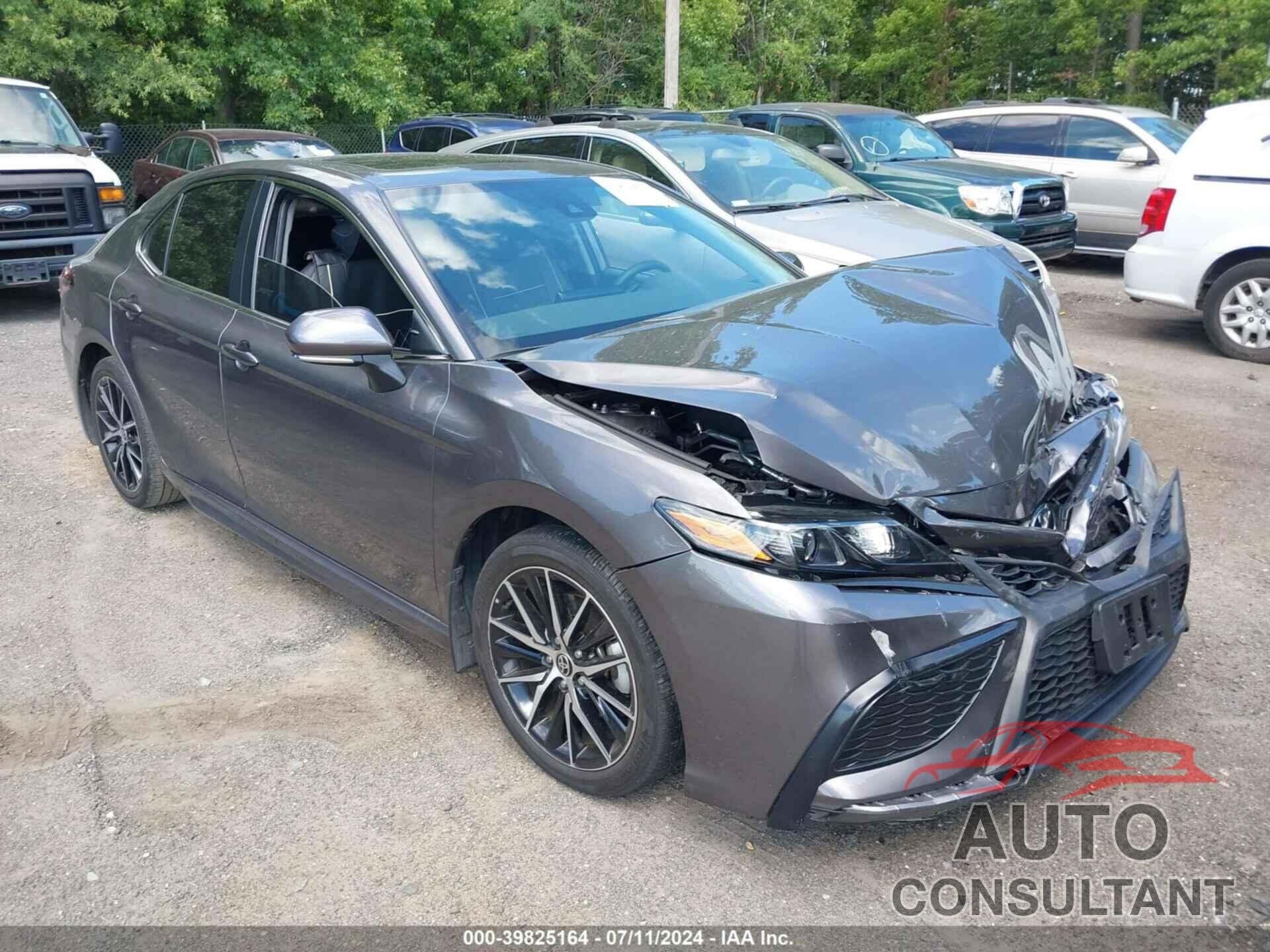 TOYOTA CAMRY 2023 - 4T1G11AK0PU755794