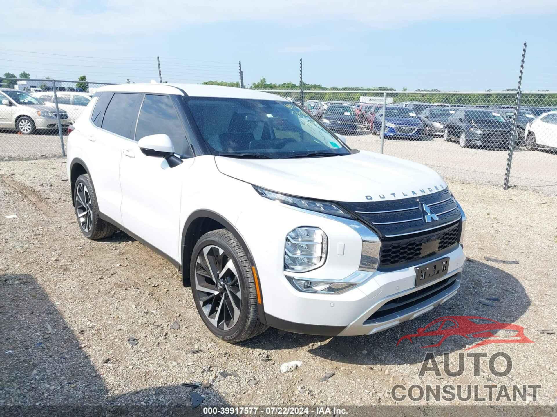MITSUBISHI OUTLANDER 2023 - JA4J4UA83PZ052145