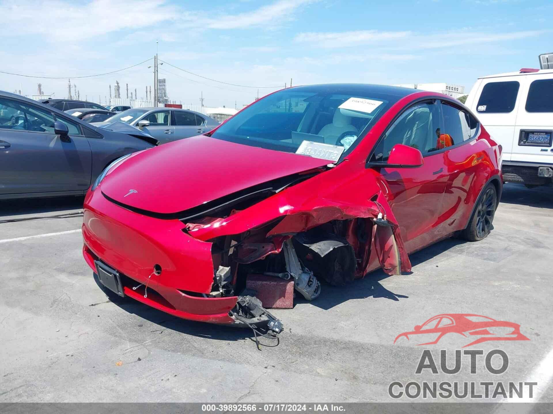 TESLA MODEL Y 2021 - 5YJYGDEE5MF075262