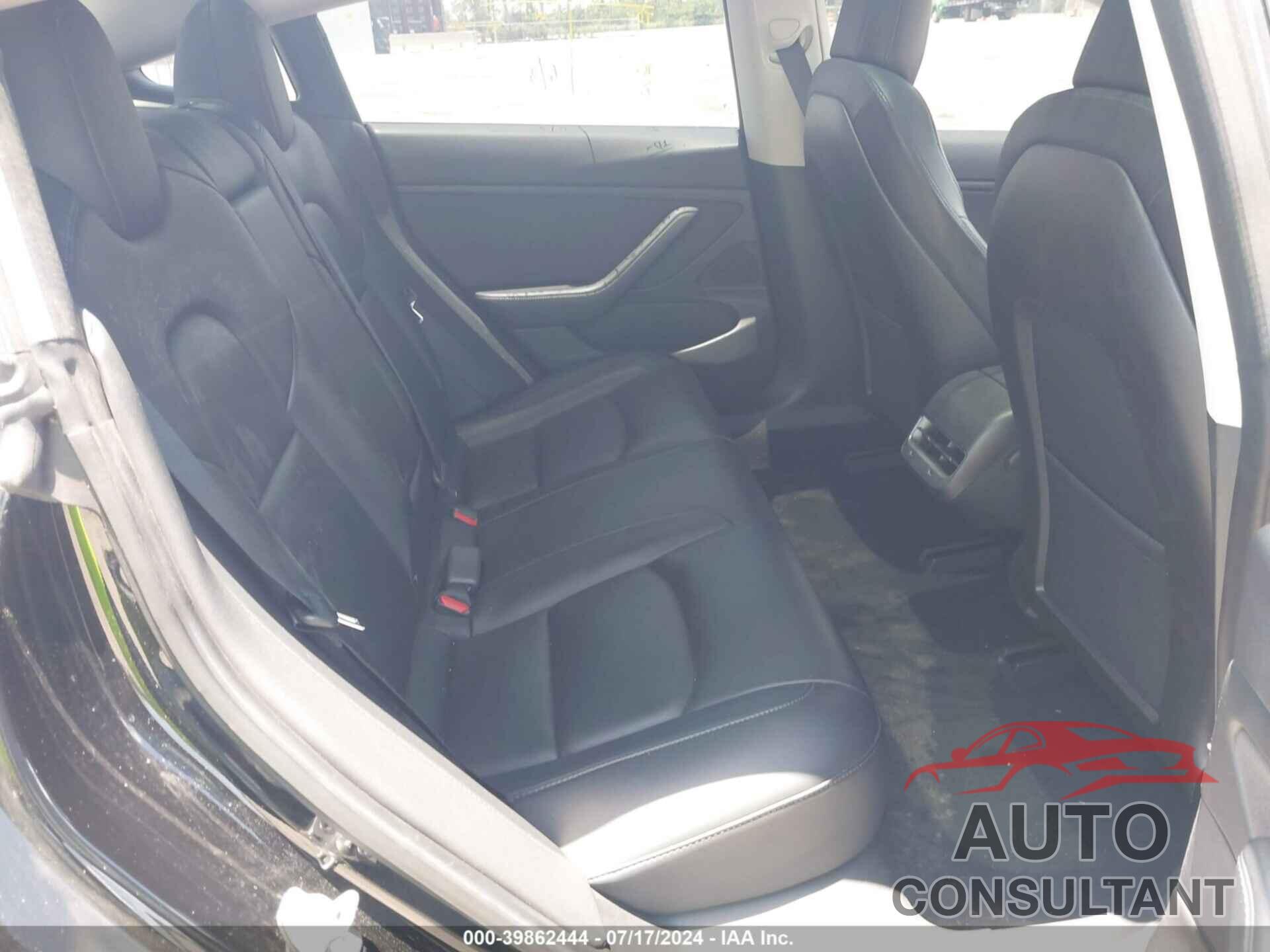 TESLA MODEL 3 2018 - 5YJ3E1EA1JF173115