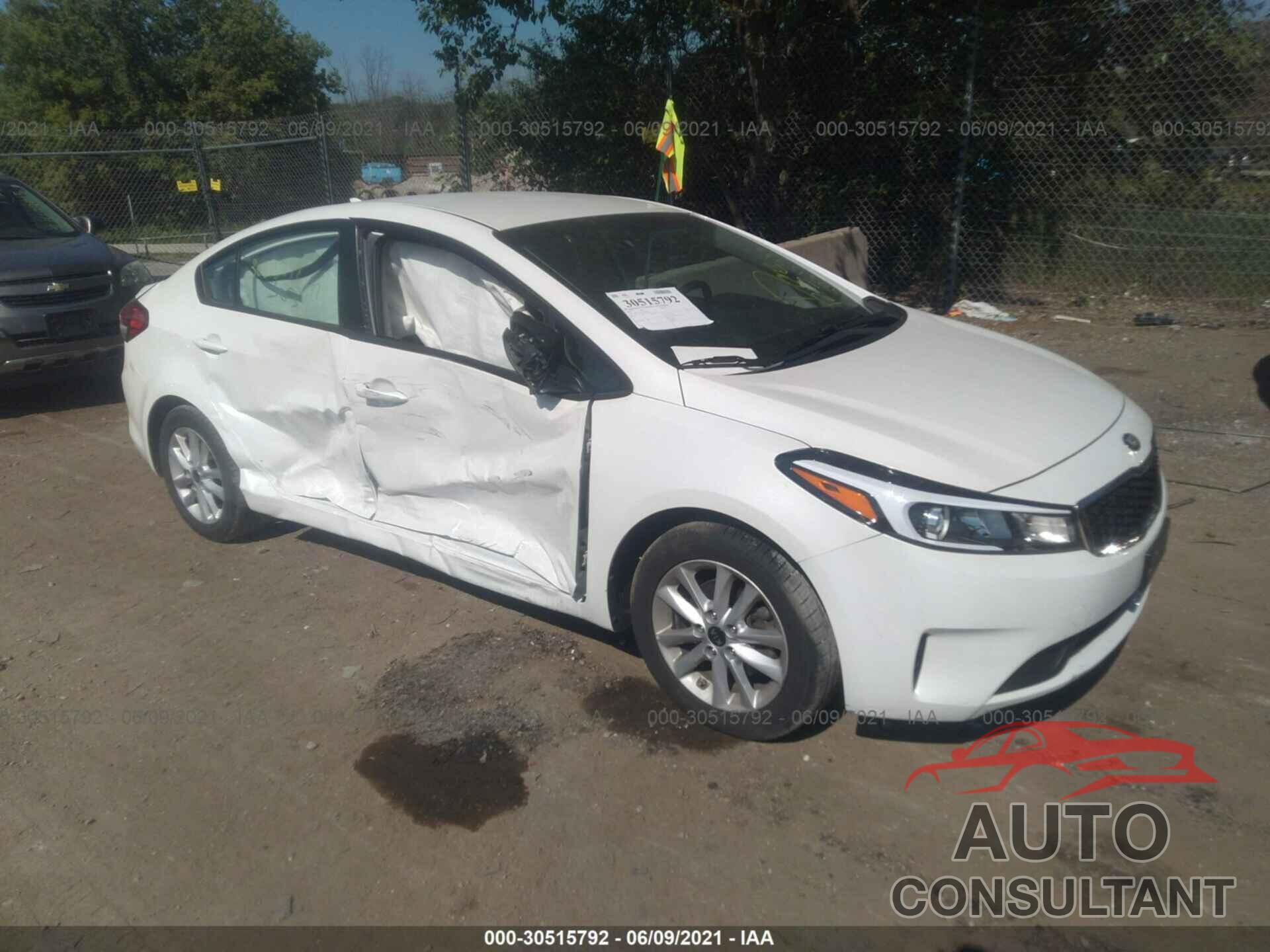 KIA FORTE 2017 - 3KPFL4A73HE010318