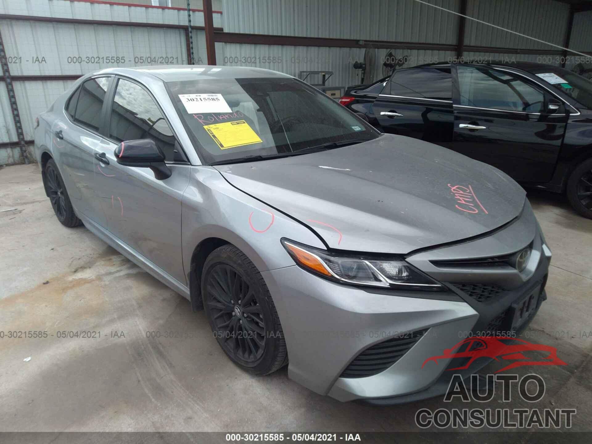 TOYOTA CAMRY 2019 - 4T1B11HK1KU236603
