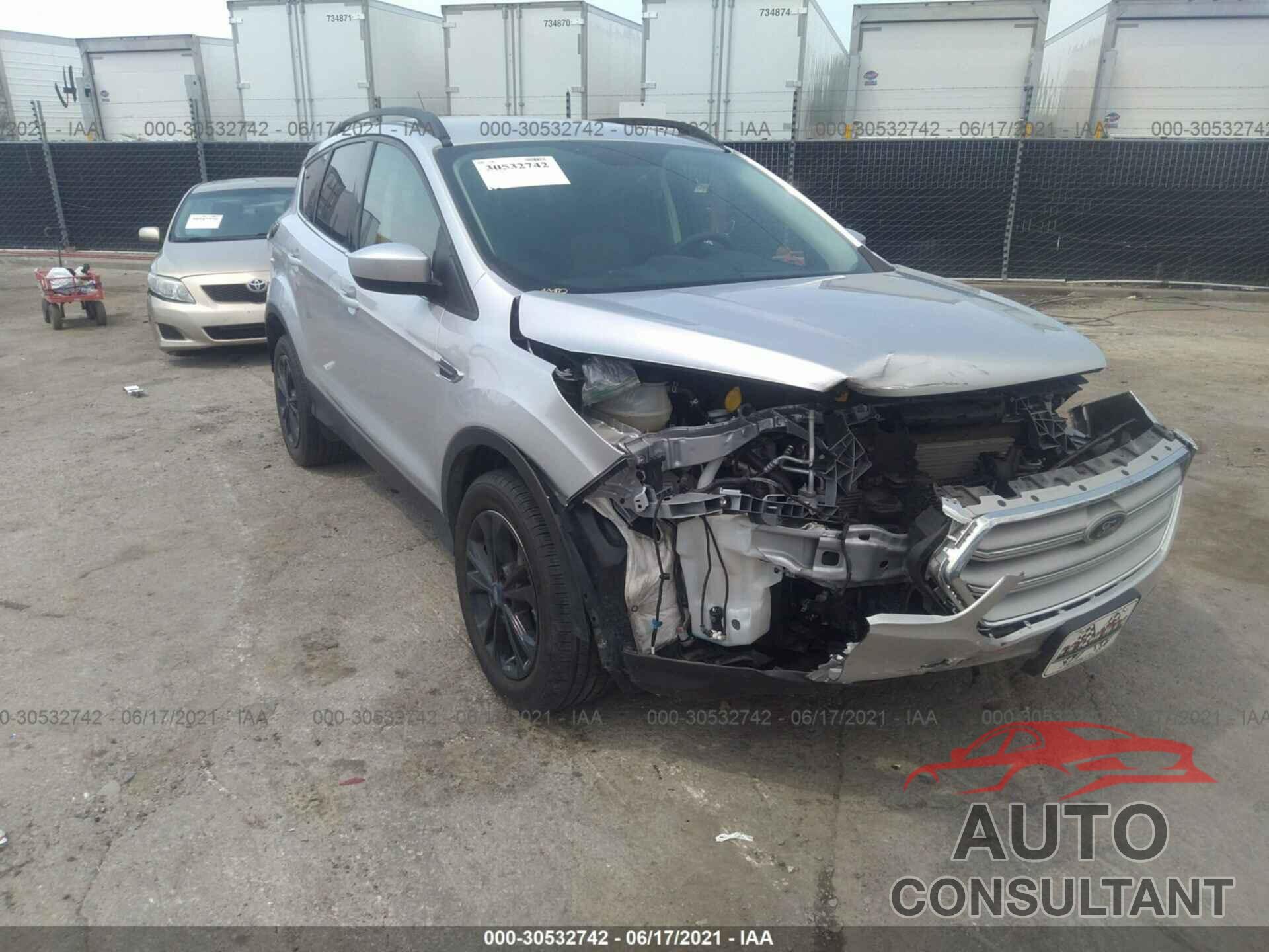 FORD ESCAPE 2018 - 1FMCU9GD0JUC38399