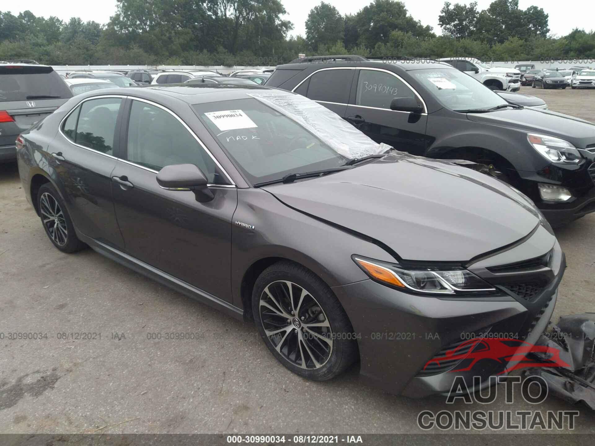 TOYOTA CAMRY 2018 - 4T1B21HK6JU510728