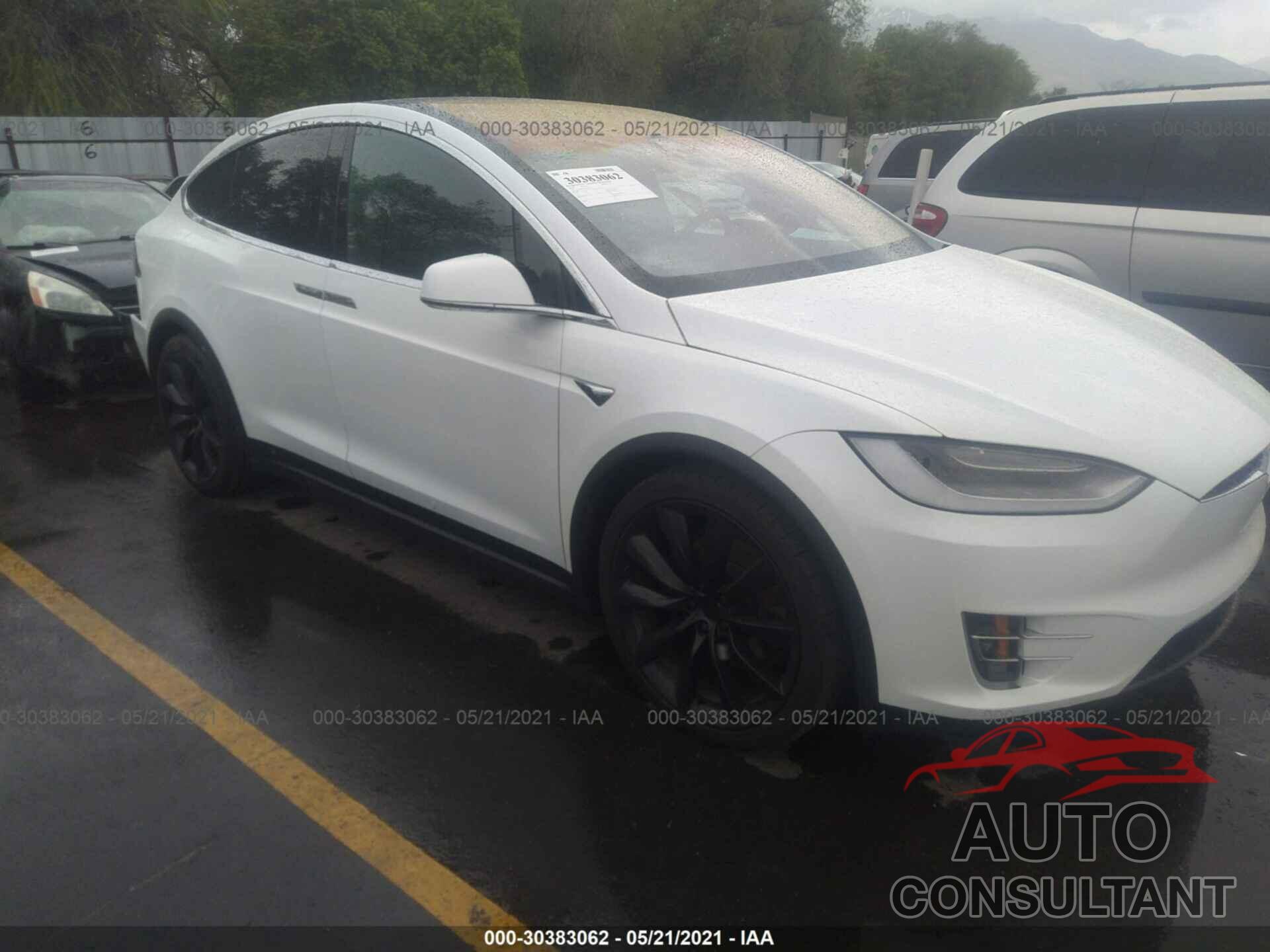 TESLA MODEL X 2020 - 5YJXCBE26LF284767