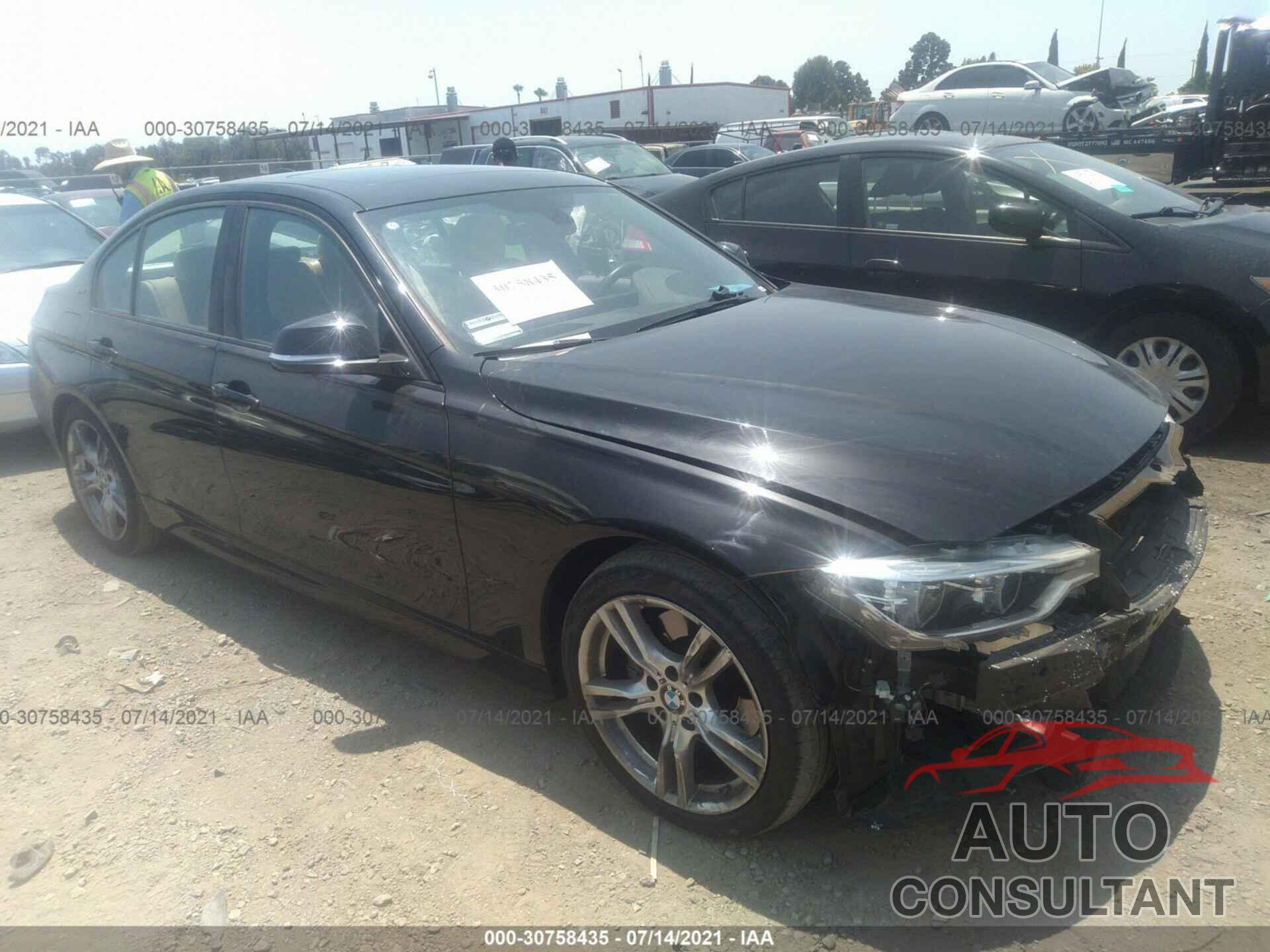 BMW 3 SERIES 2018 - WBA8E1C51JA758889