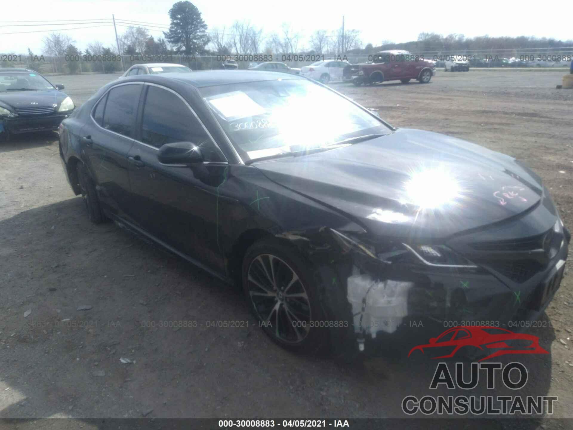 TOYOTA CAMRY 2018 - JTNB11HKXJ3048523