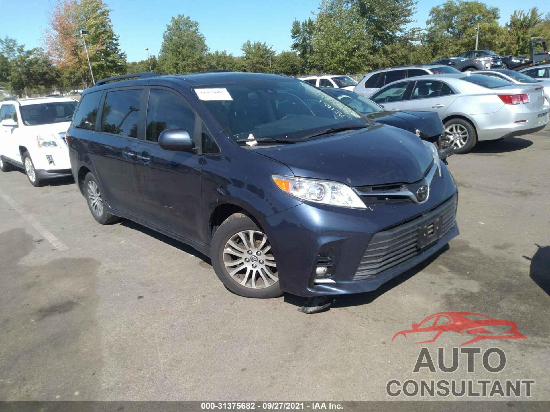 TOYOTA SIENNA 2019 - 5TDYZ3DC2KS989952