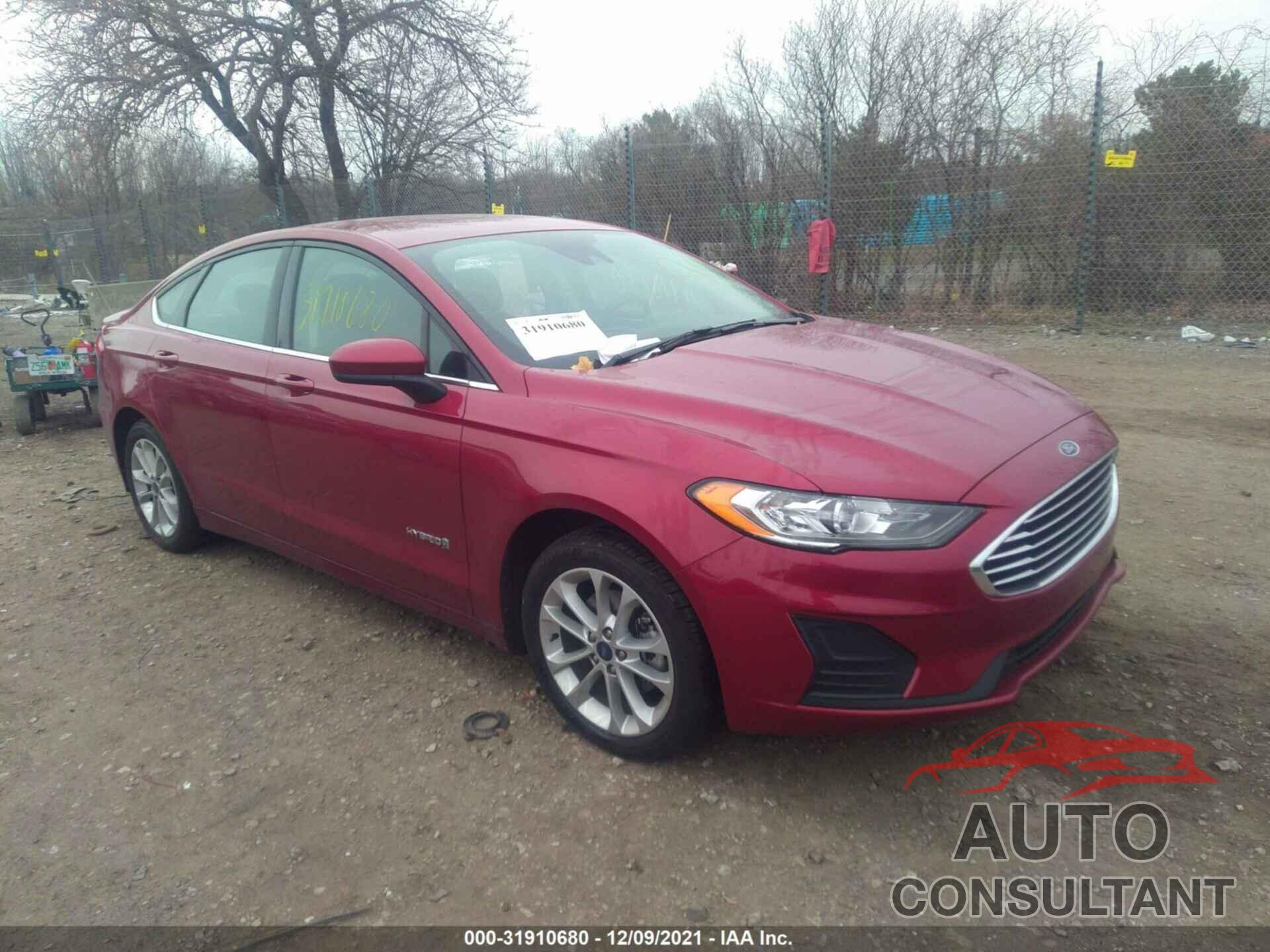 FORD FUSION HYBRID 2019 - 3FA6P0LU4KR205947