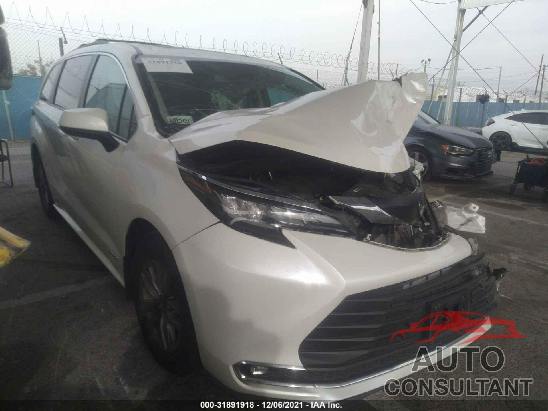 TOYOTA SIENNA 2021 - 5TDYRKEC8MS049067