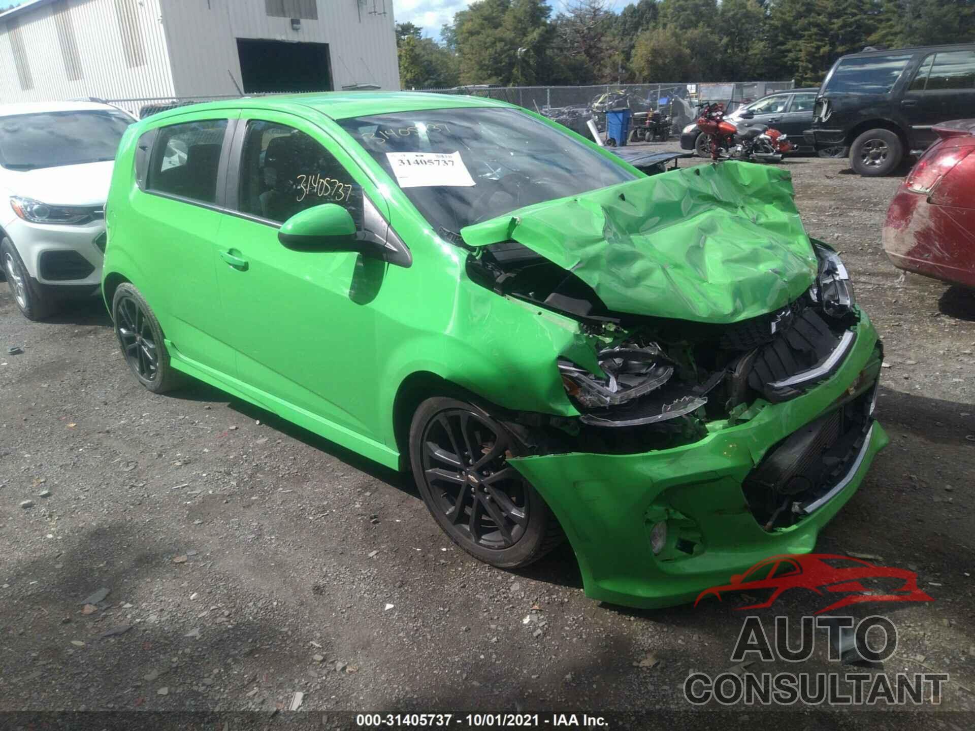 CHEVROLET SONIC 2017 - 1G1JD6SB7H4162313