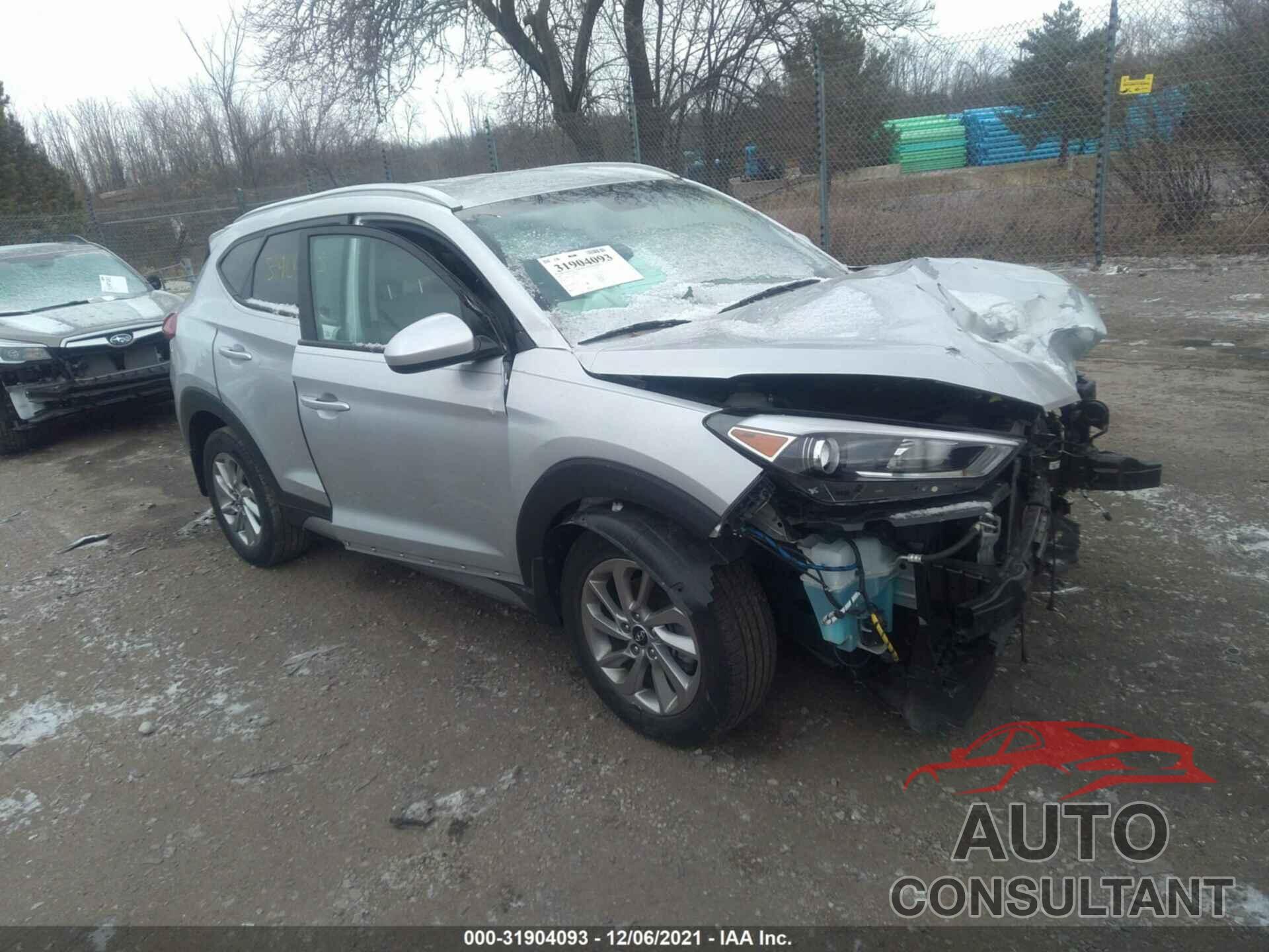 HYUNDAI TUCSON 2017 - KM8J3CA48HU333027