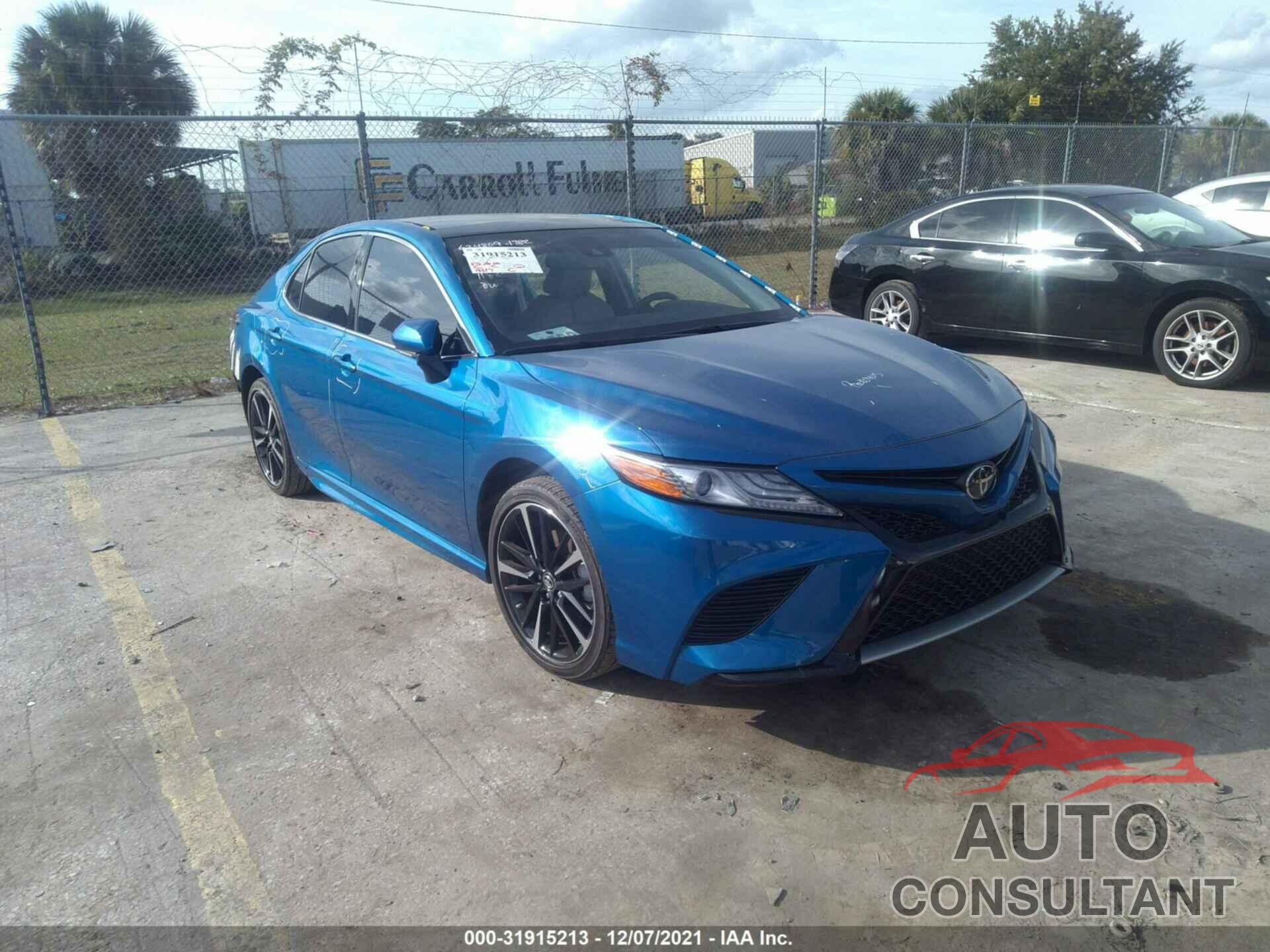 TOYOTA CAMRY 2019 - 4T1B61HK2KU220847