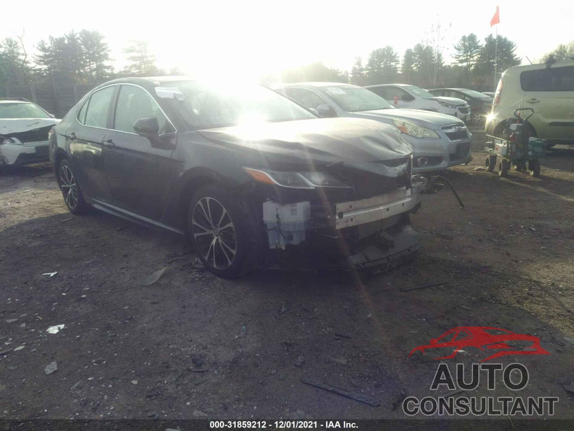 TOYOTA CAMRY 2019 - 4T1B11HK1KU686946