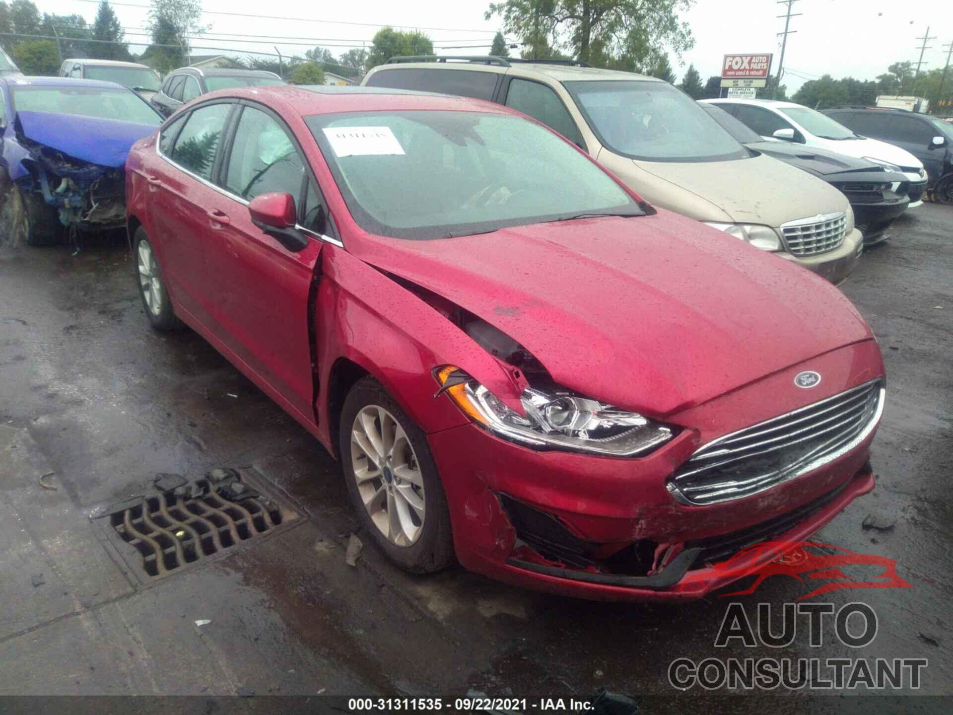 FORD FUSION 2020 - 3FA6P0HD3LR156427