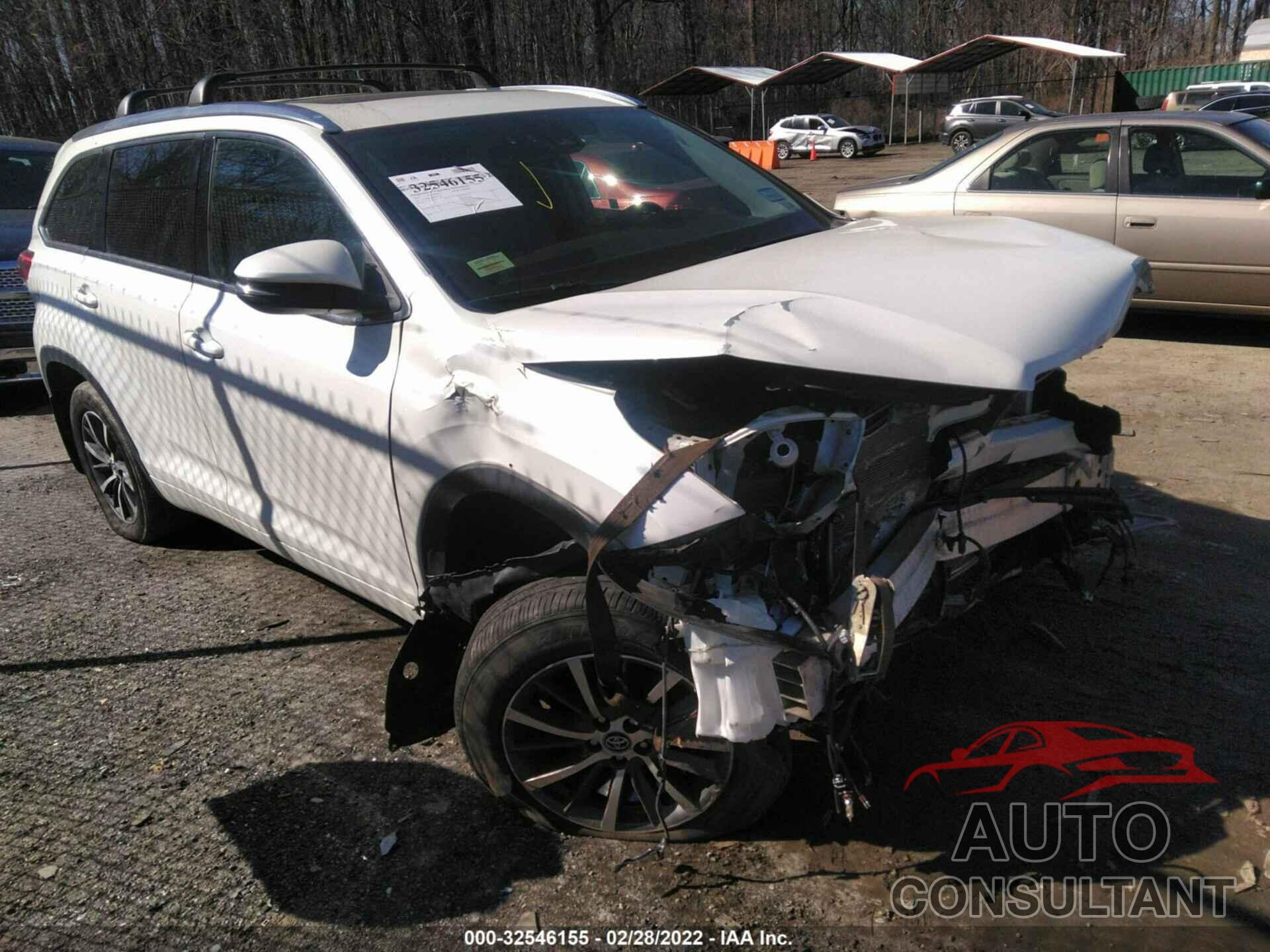 TOYOTA HIGHLANDER 2018 - 5TDJZRFH3JS833222