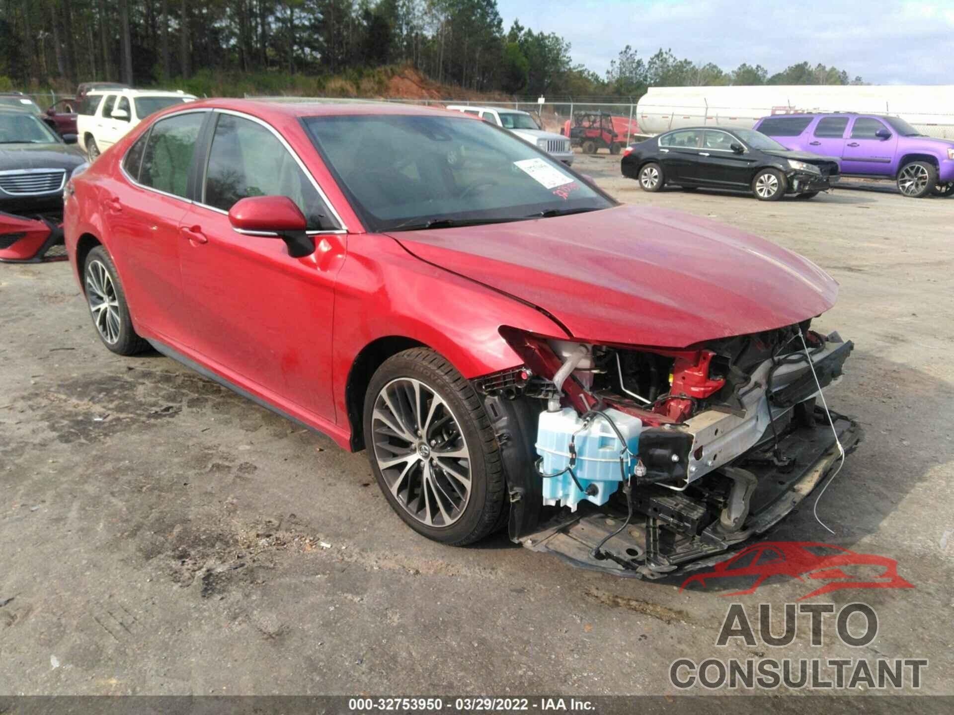 TOYOTA CAMRY 2019 - 4T1B11HK5KU161145