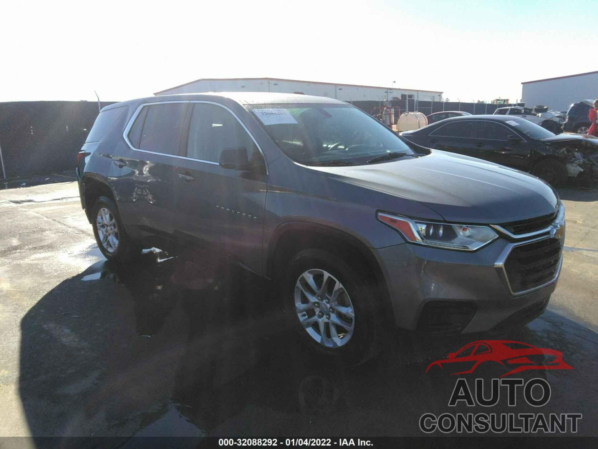 CHEVROLET TRAVERSE 2018 - 1GNEVFKW7JJ144739