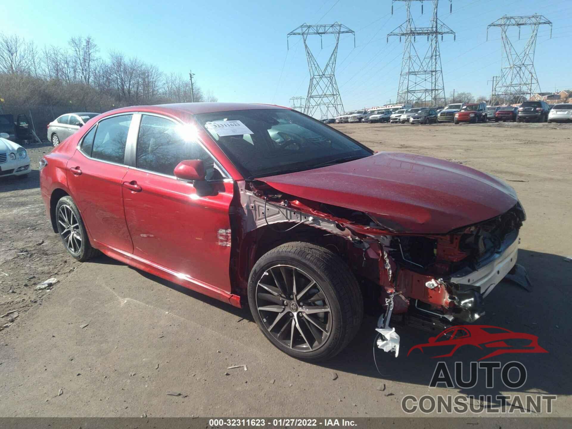 TOYOTA CAMRY 2022 - 4T1G11AK0NU014025
