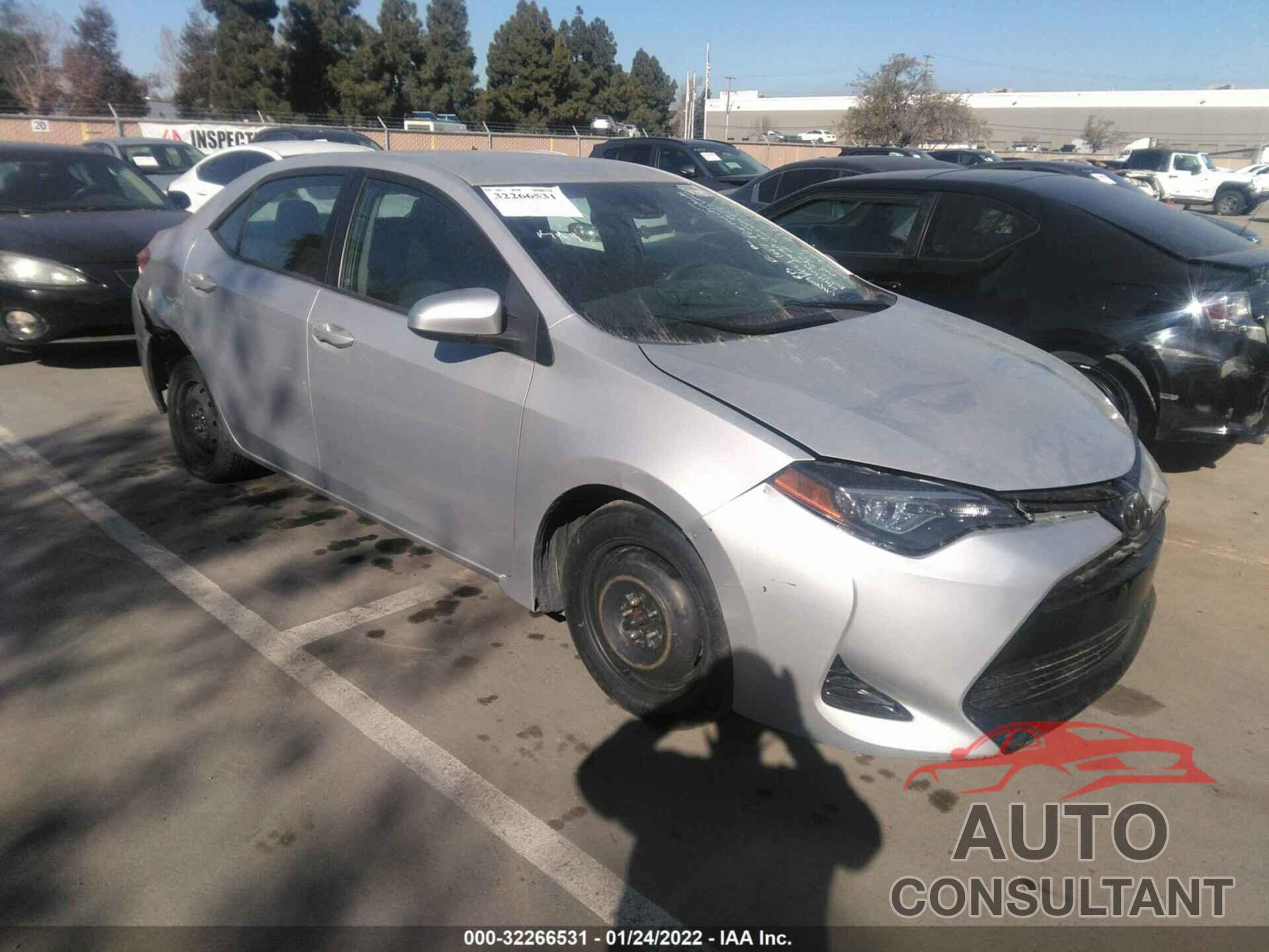 TOYOTA COROLLA 2018 - 5YFBURHE5JP755704