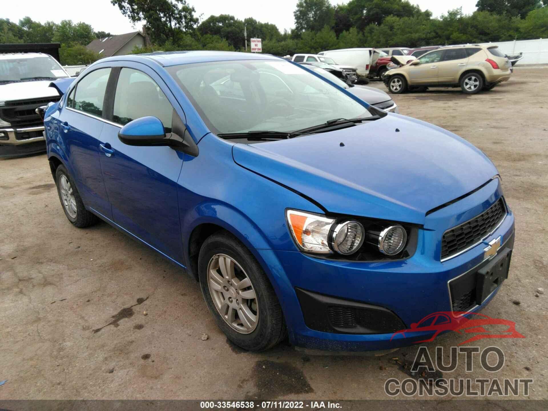 CHEVROLET SONIC 2016 - 1G1JC5SH3G4127591