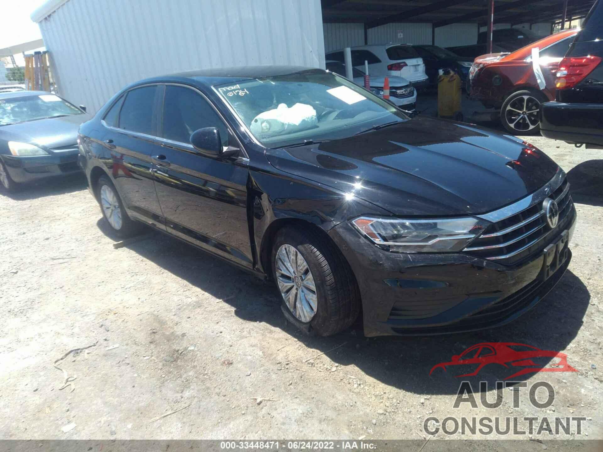 VOLKSWAGEN JETTA 2019 - 3VWC57BU6KM219324