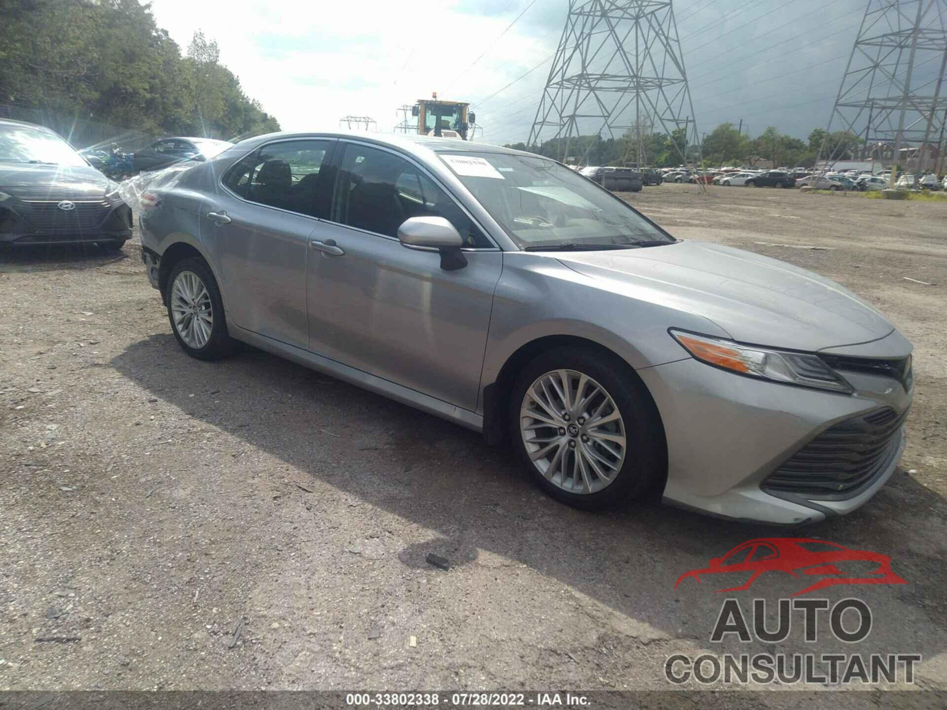TOYOTA CAMRY 2019 - 4T1B11HK6KU736594