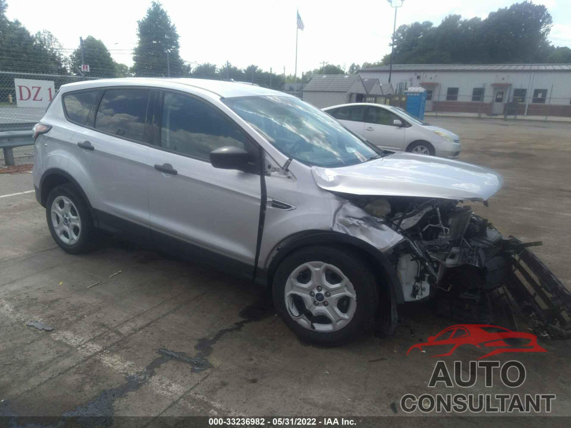 FORD ESCAPE 2018 - 1FMCU0F72JUB87141