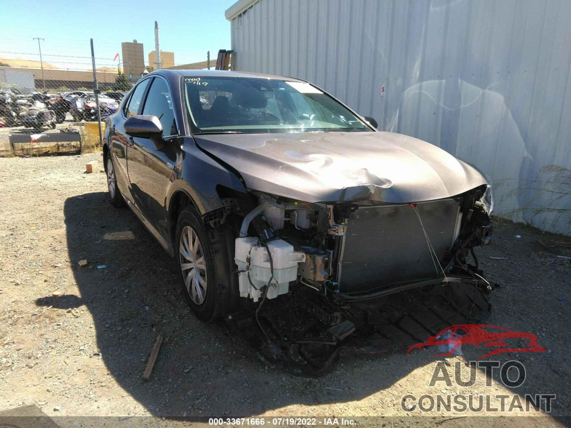 TOYOTA CAMRY 2021 - 4T1C31AK7MU562854