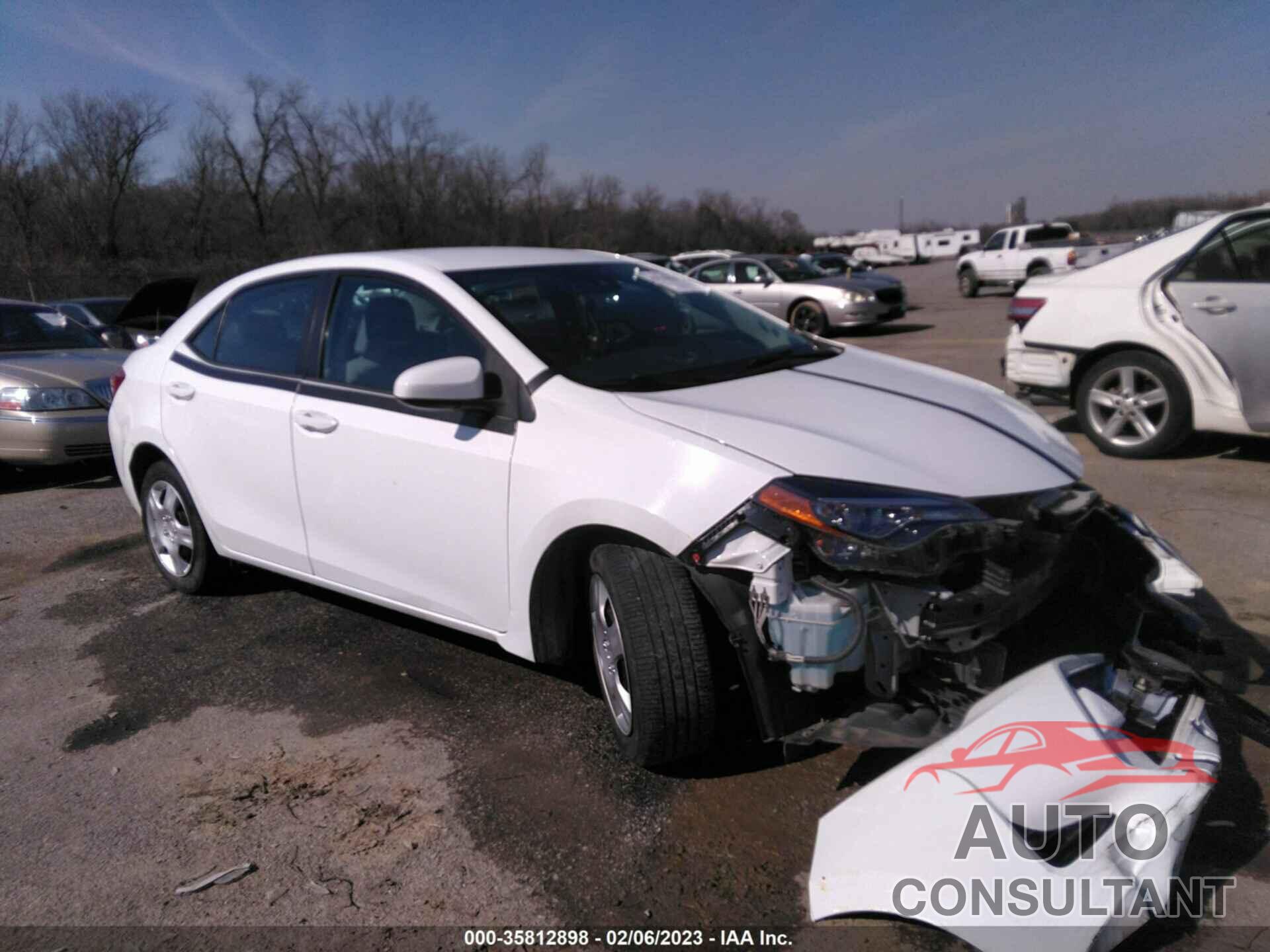 TOYOTA COROLLA 2017 - 5YFBURHE2HP599793