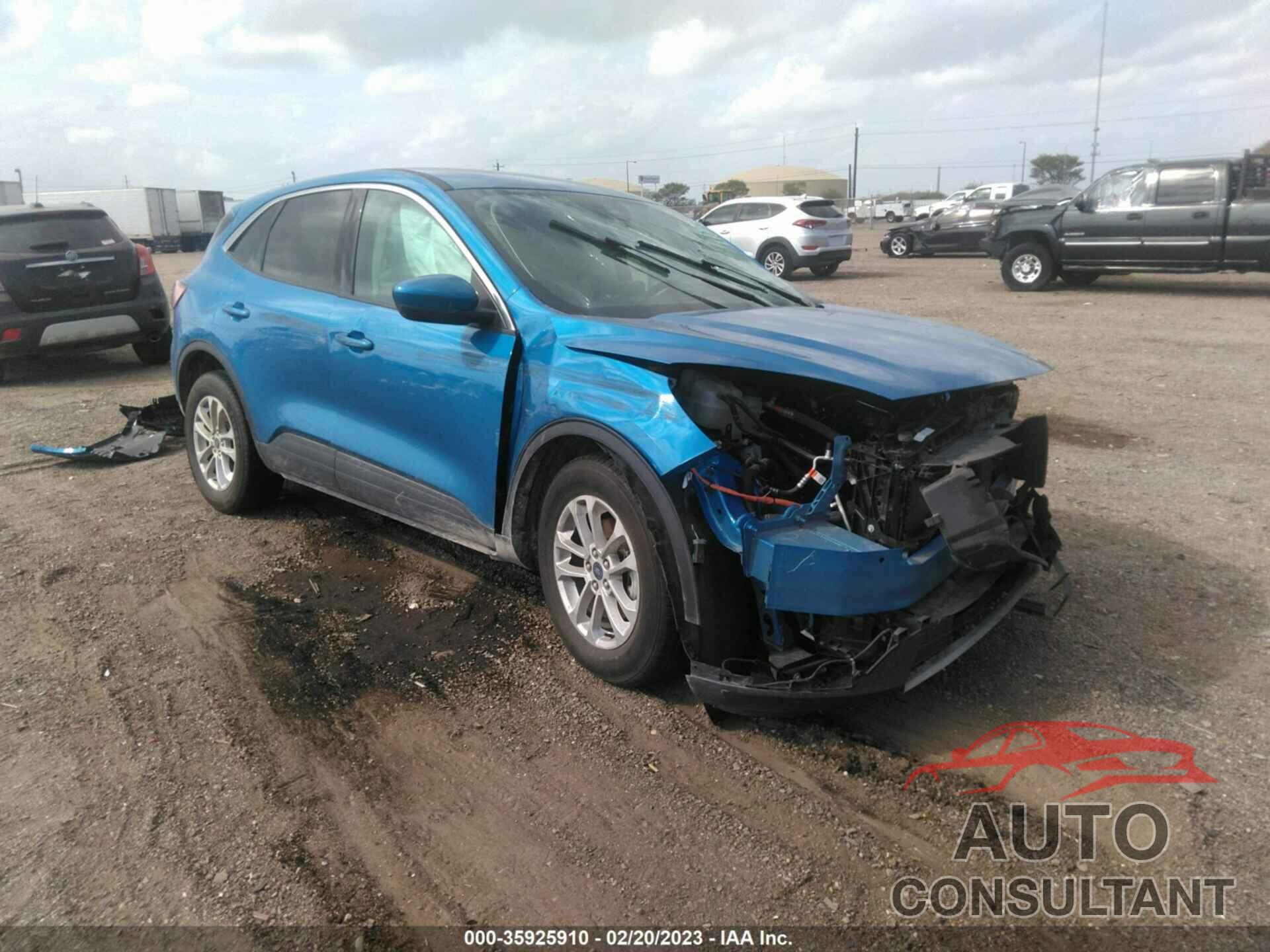FORD ESCAPE 2021 - 1FMCU0BZ4MUA68177