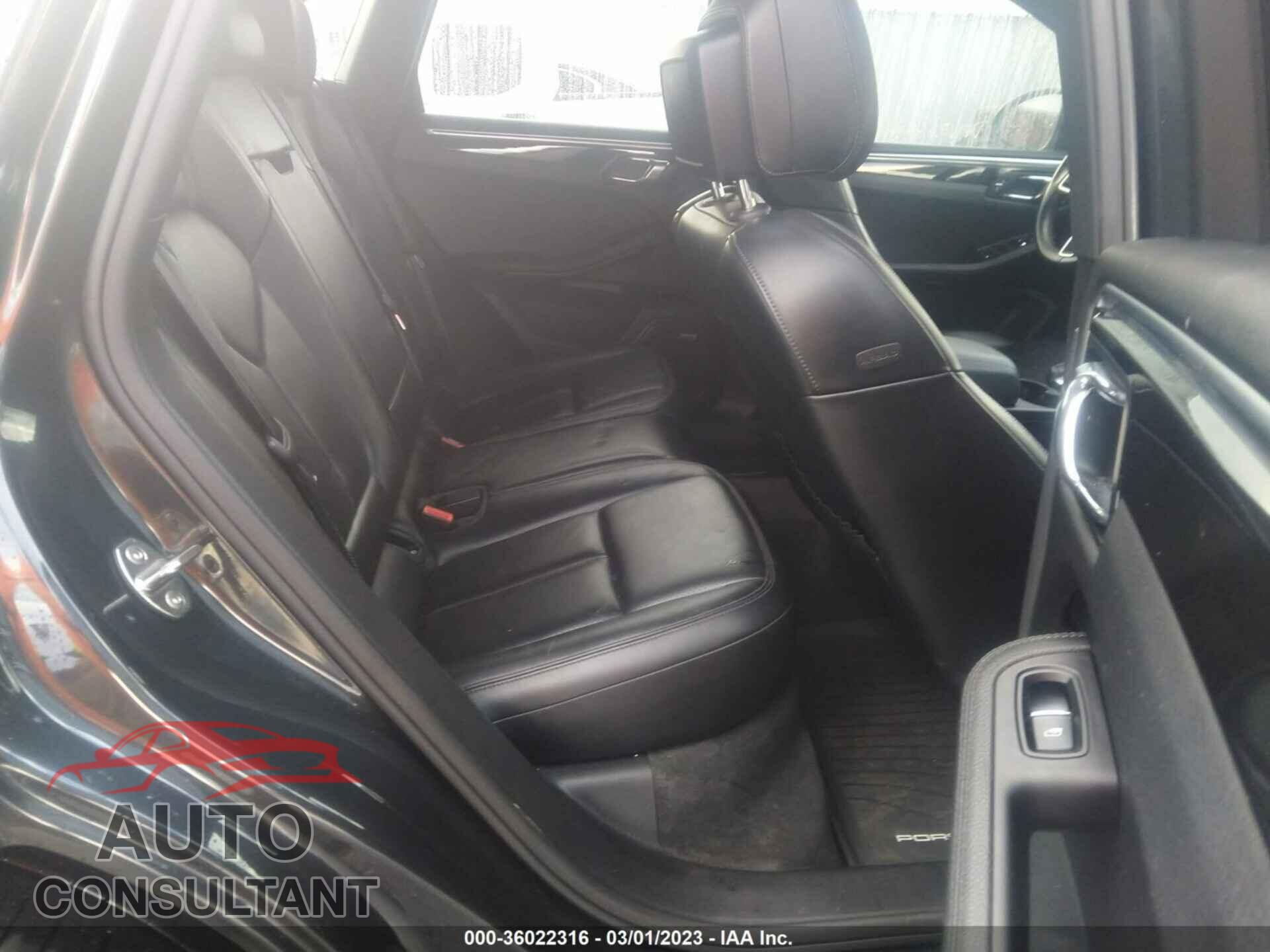 PORSCHE MACAN 2018 - WP1AA2A59JLB05528