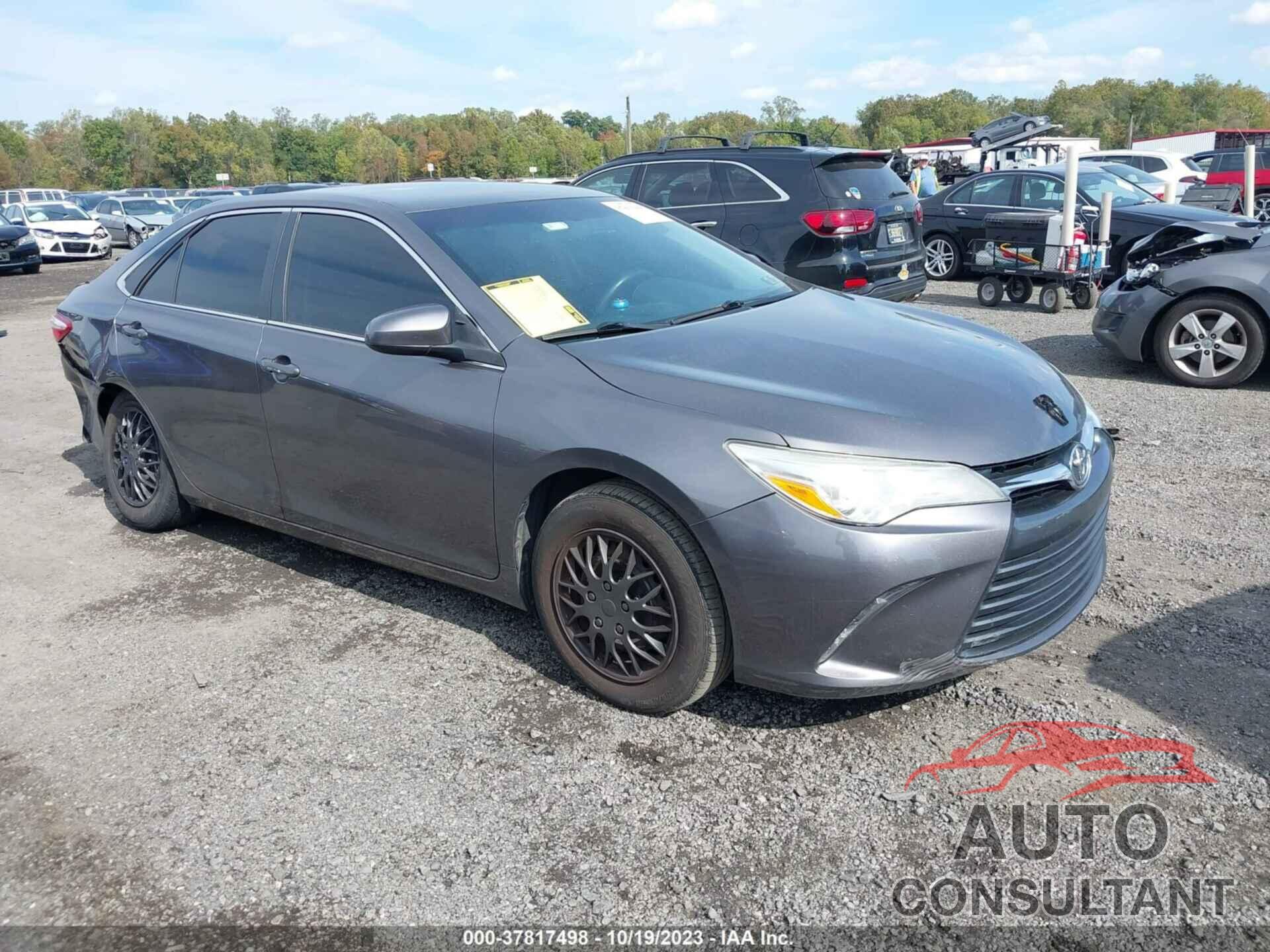 TOYOTA CAMRY 2015 - 4T4BF1FK4FR510618