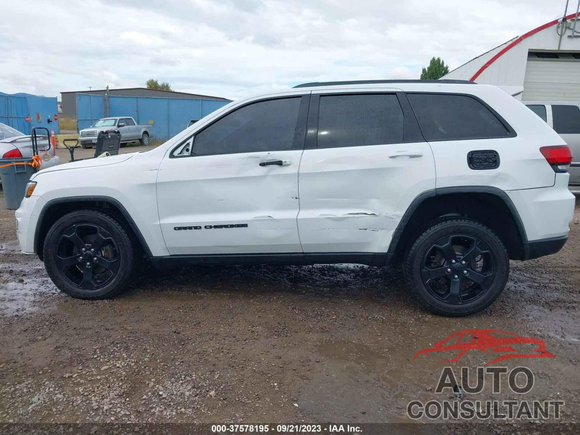 JEEP GRAND CHEROKEE 2018 - 1C4RJFAG0JC453036