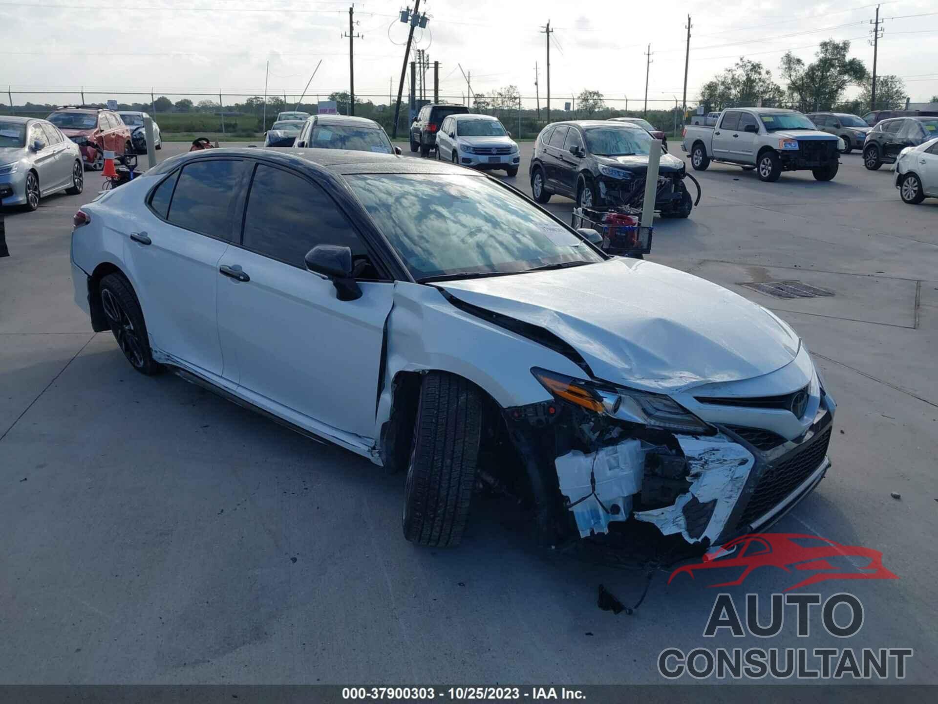 TOYOTA CAMRY 2021 - 4T1KZ1AK9MU056193