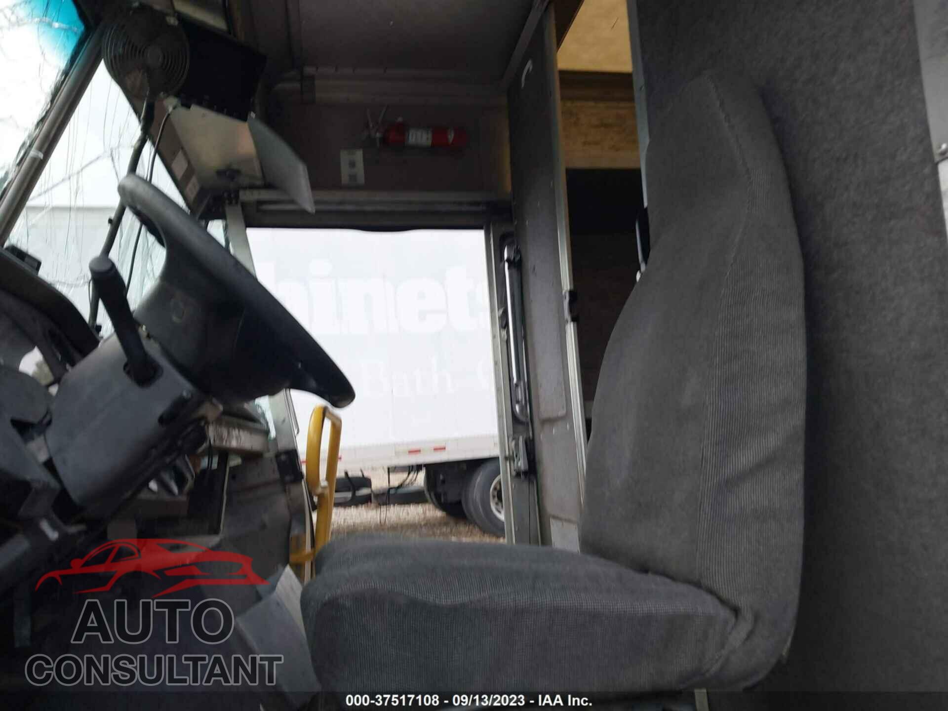 FORD ECONOLINE 2017 - 1FC3E4K6XHDC45979