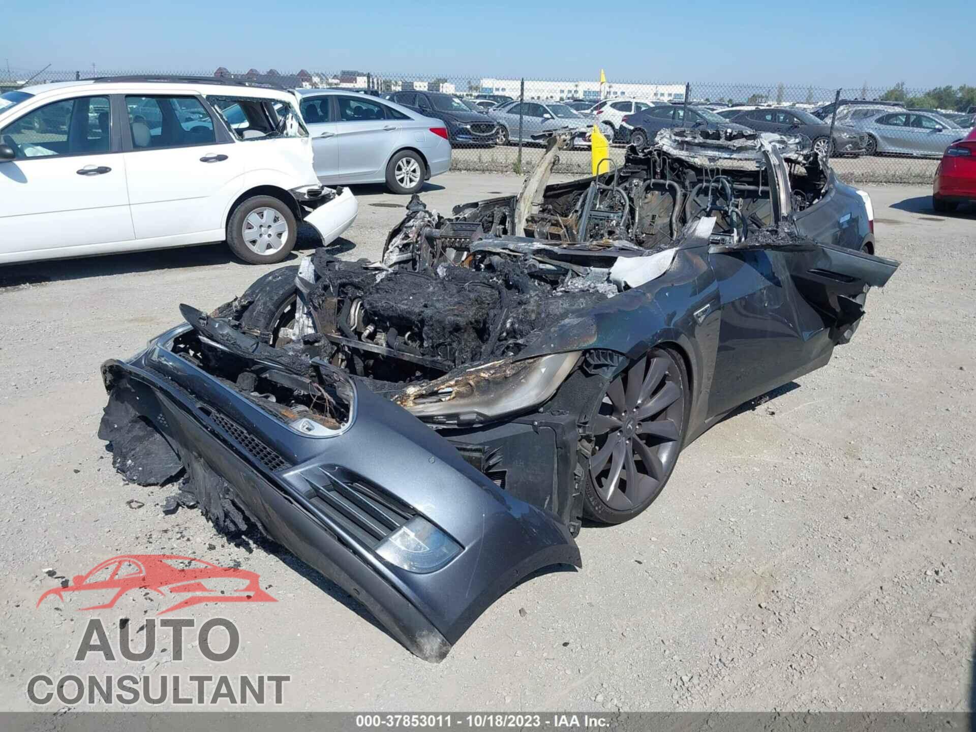 TESLA MODEL S 2015 - 5YJSA1E20FF109378