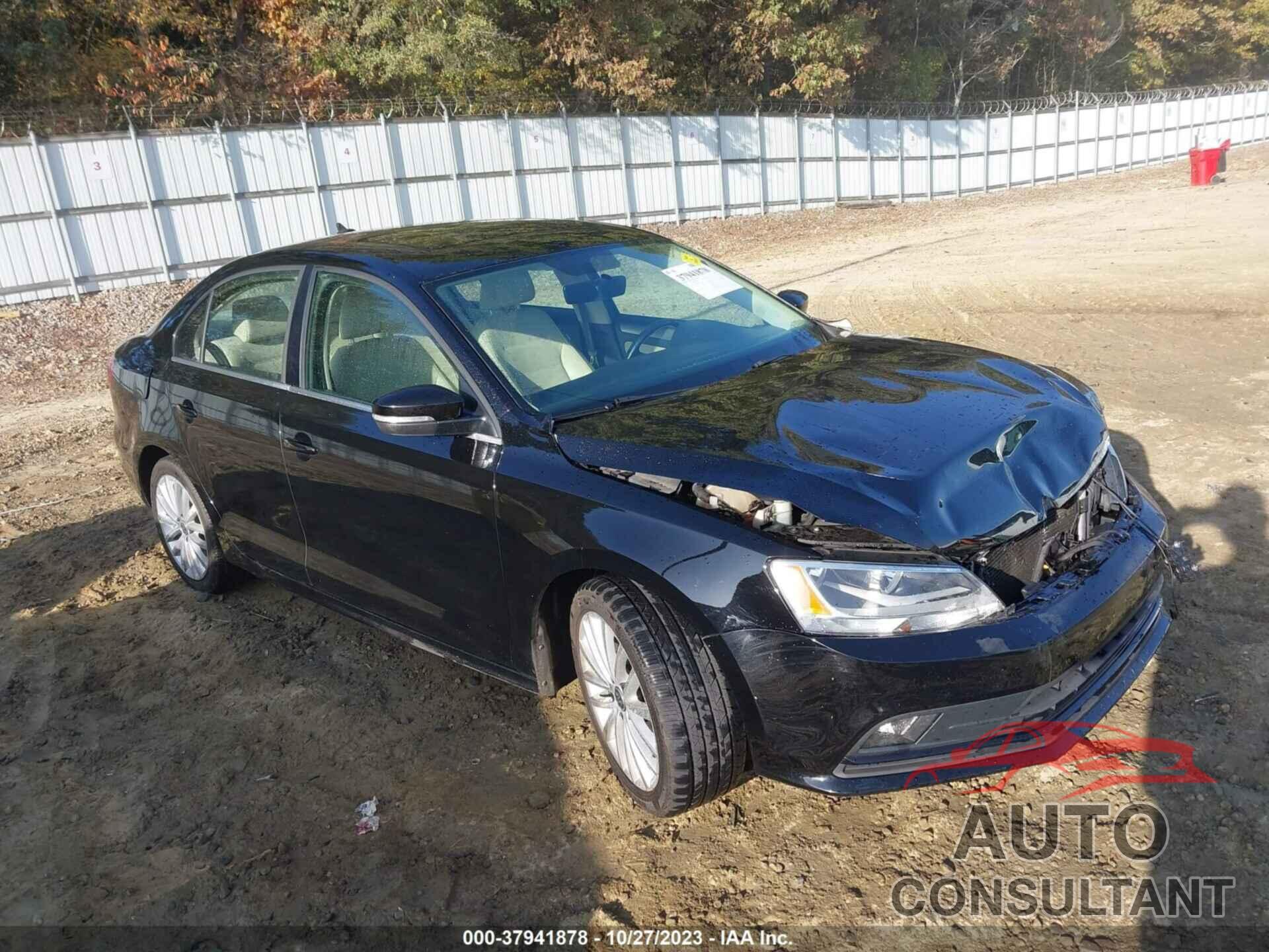 VOLKSWAGEN JETTA 2015 - 3VWD17AJ5FM297042