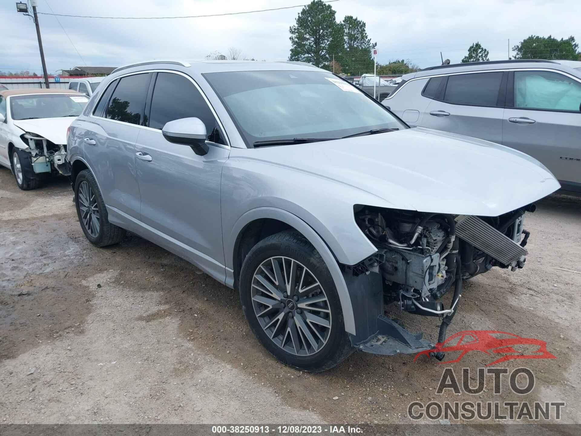 AUDI Q3 2021 - WA1AUCF32M1081704