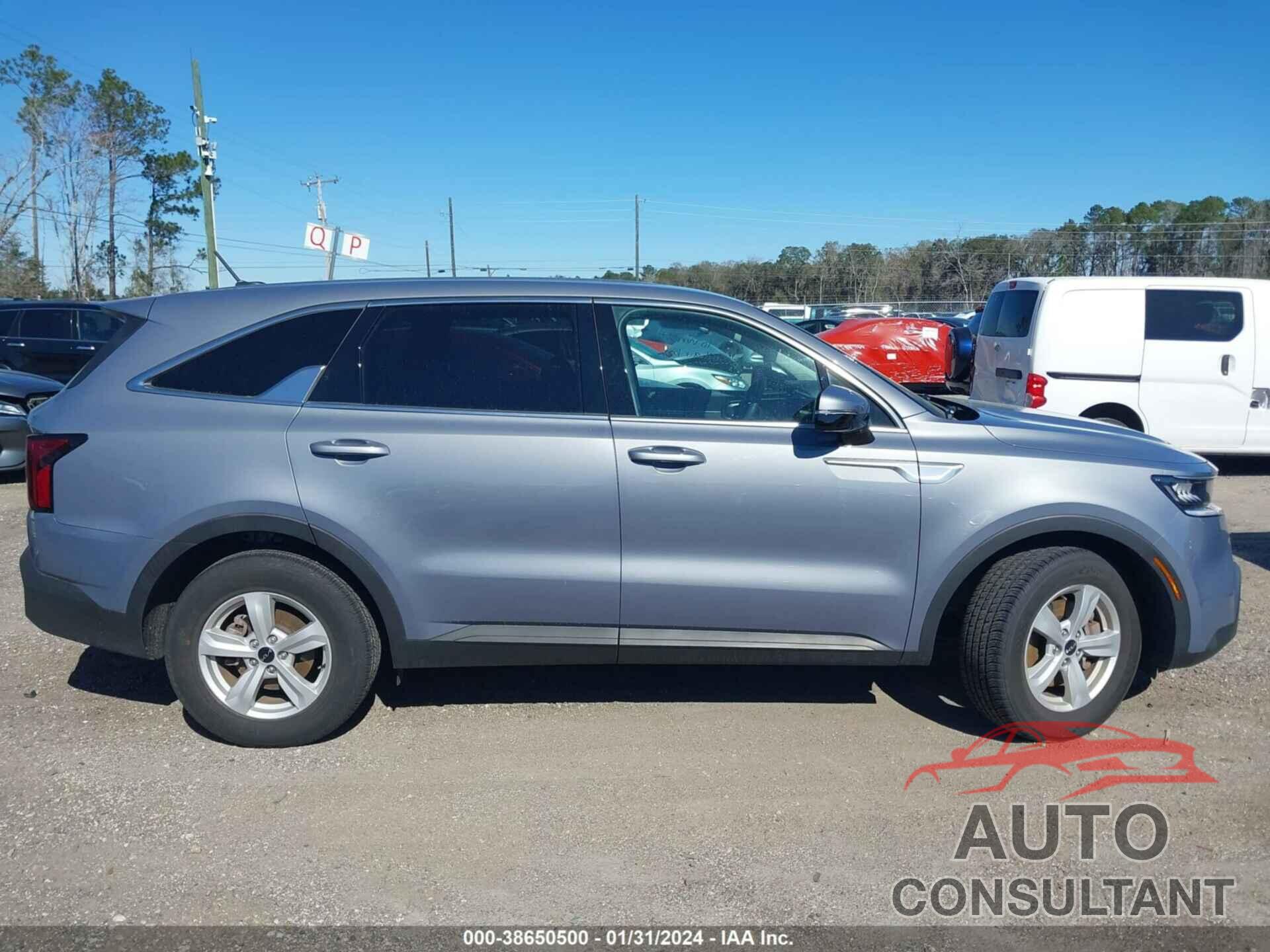 KIA SORENTO 2022 - 5XYRG4LC2NG106838