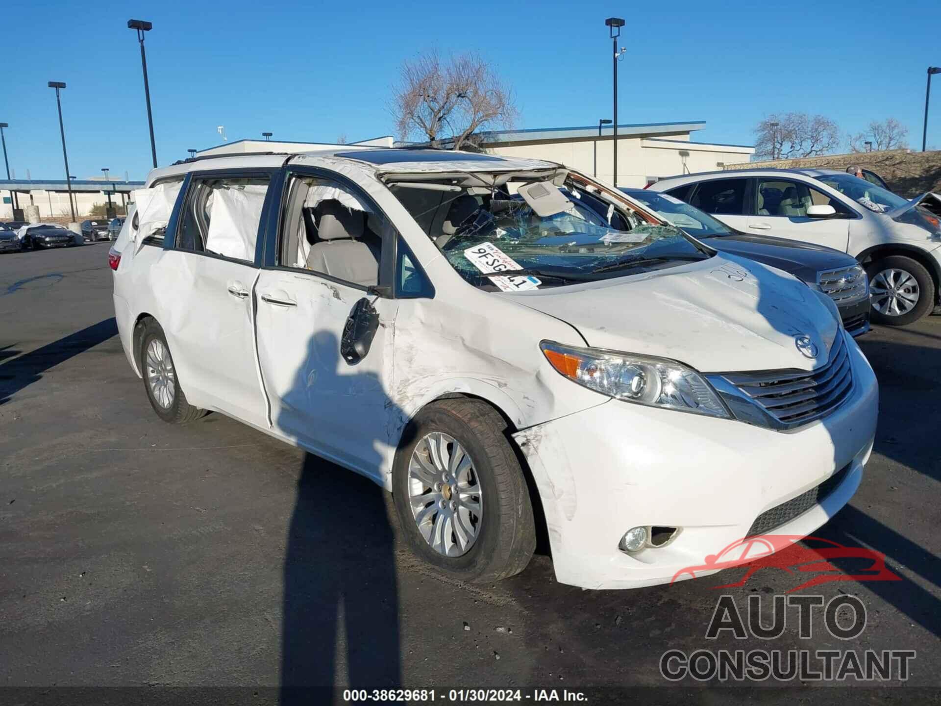 TOYOTA SIENNA 2017 - 5TDYZ3DC7HS819529