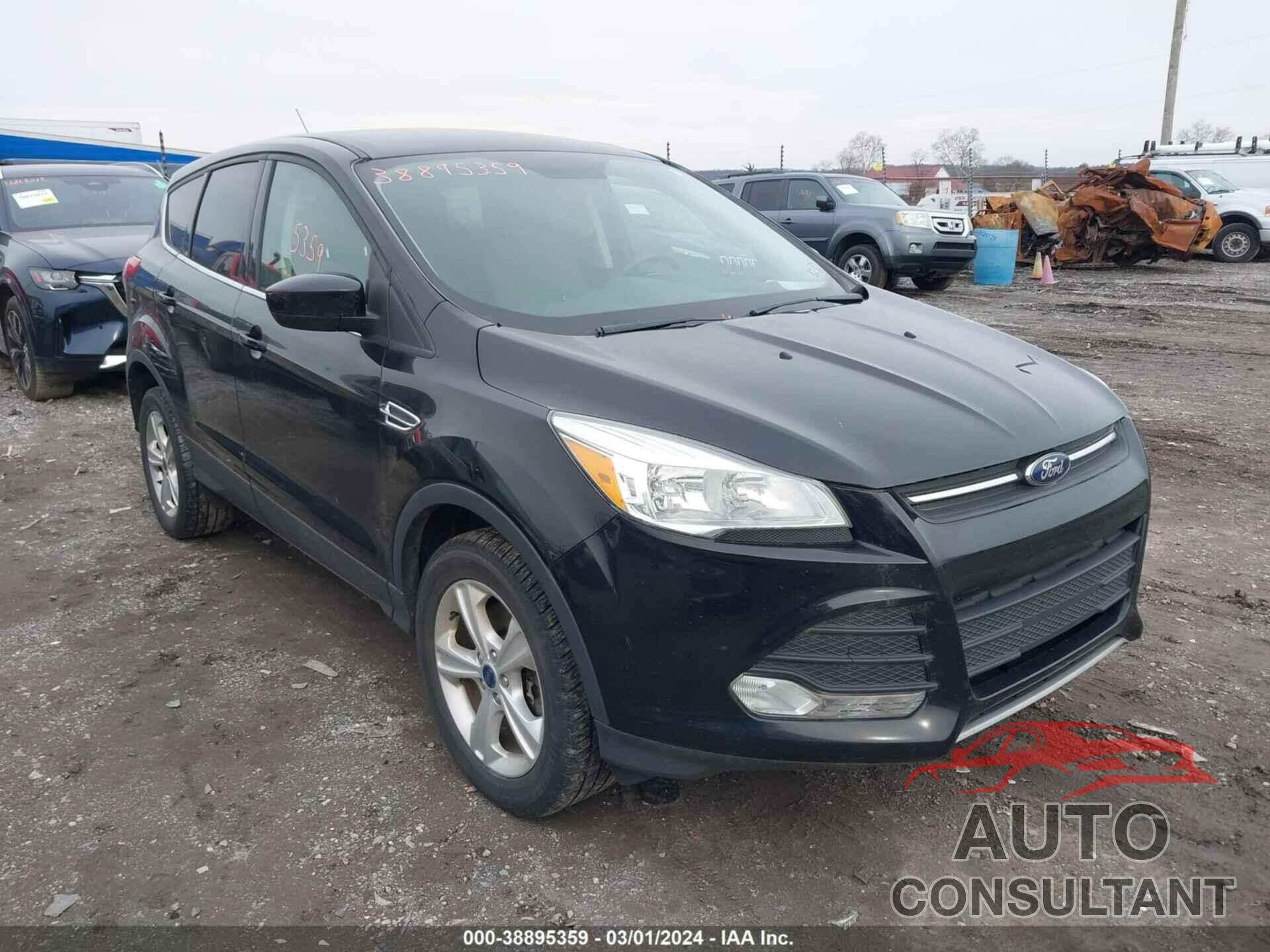 FORD ESCAPE 2016 - 1FMCU9G9XGUC62147