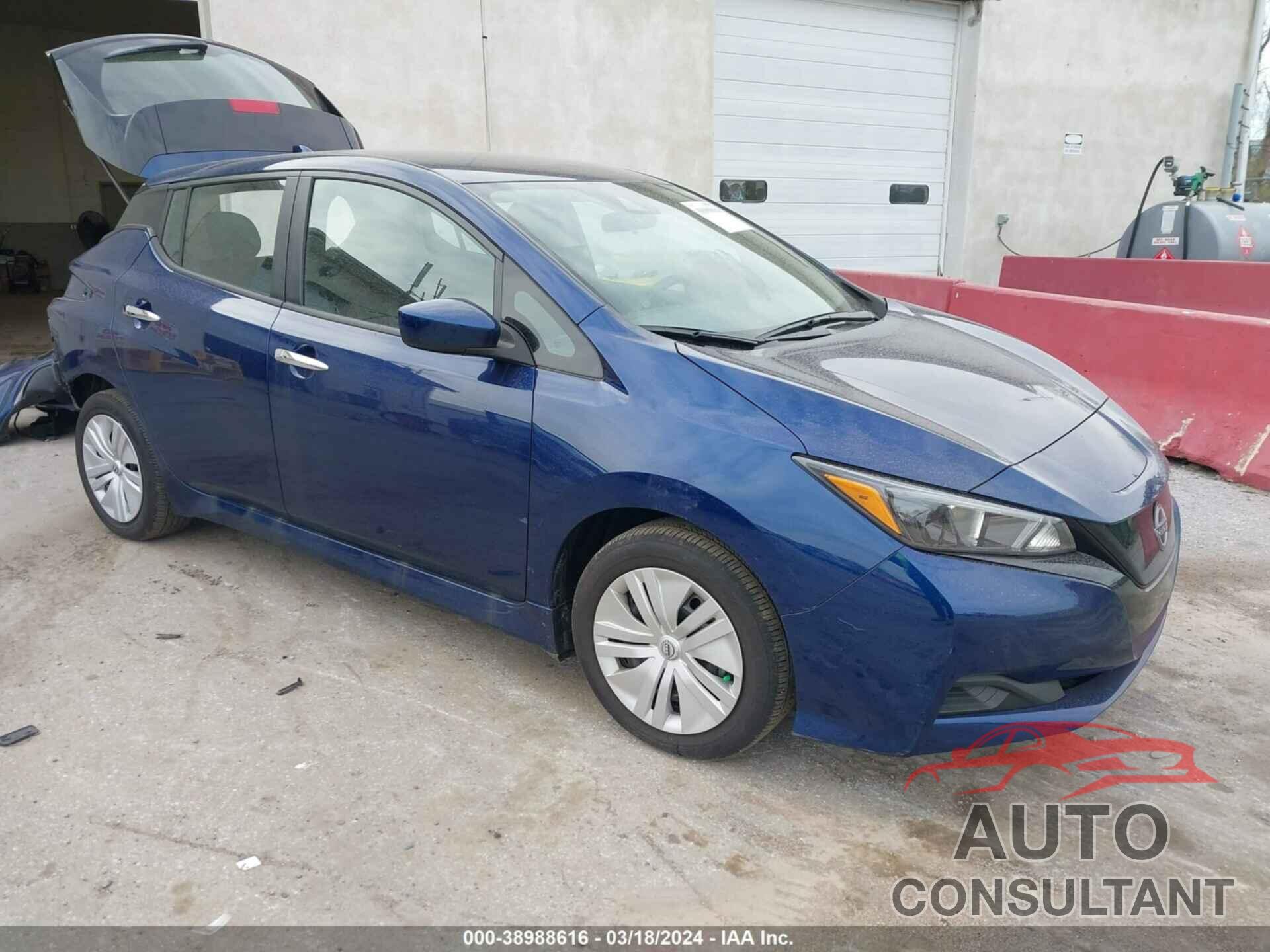NISSAN LEAF 2023 - 1N4AZ1BV3PC556195