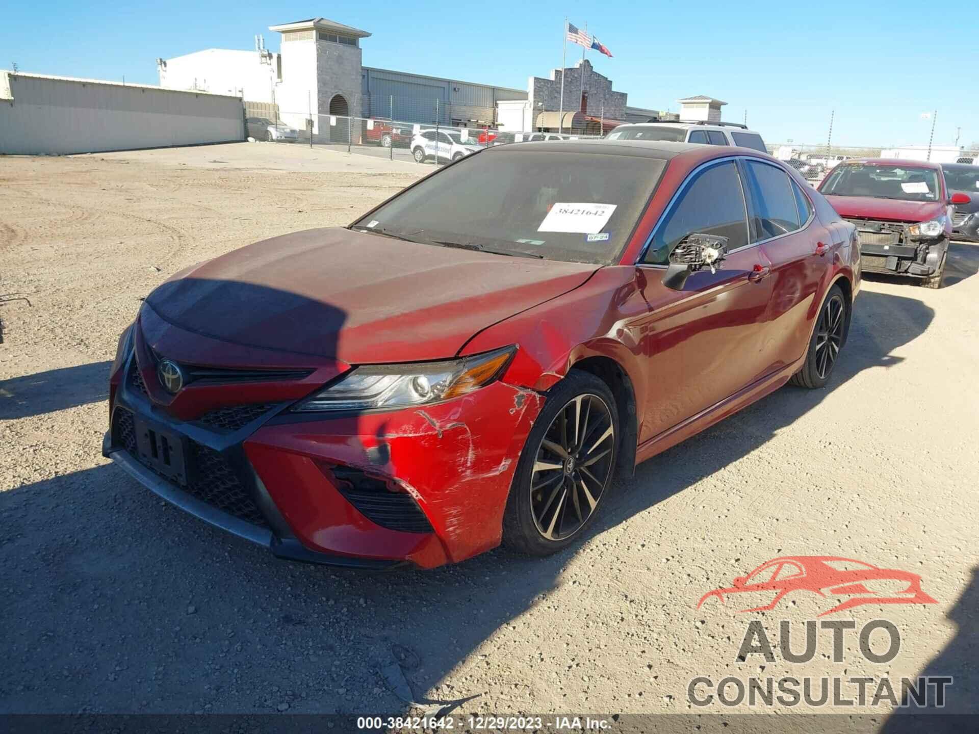 TOYOTA CAMRY 2019 - 4T1B61HKXKU261162